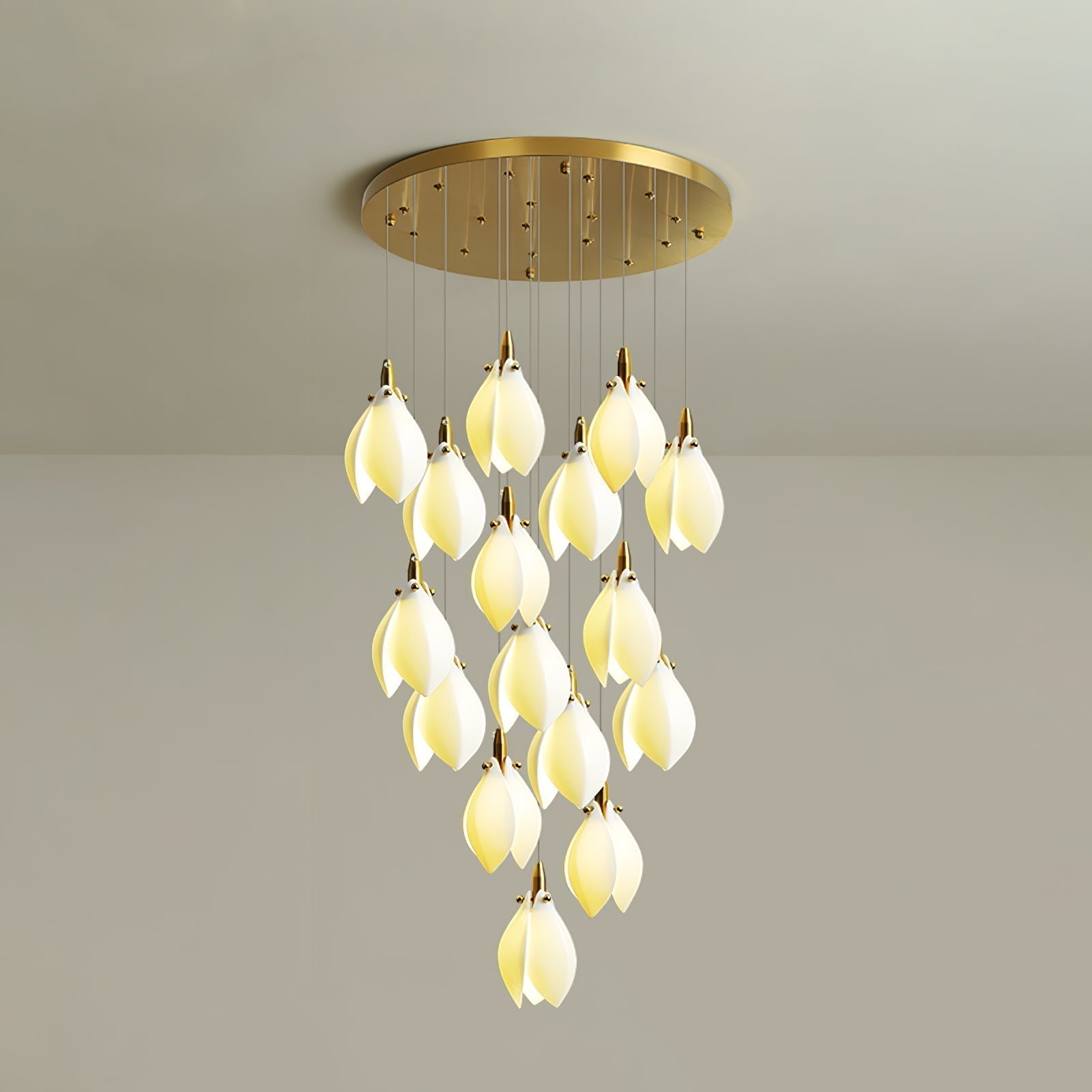 Caphayra Kronleuchter aus Keramik und Messing-Letslighting