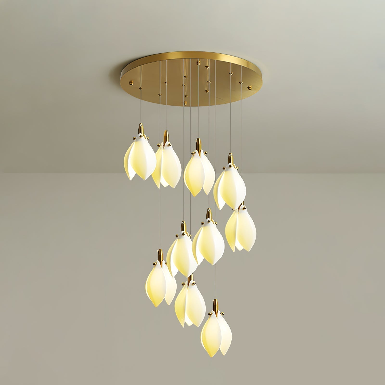 Caphayra Kronleuchter aus Keramik und Messing-Letslighting