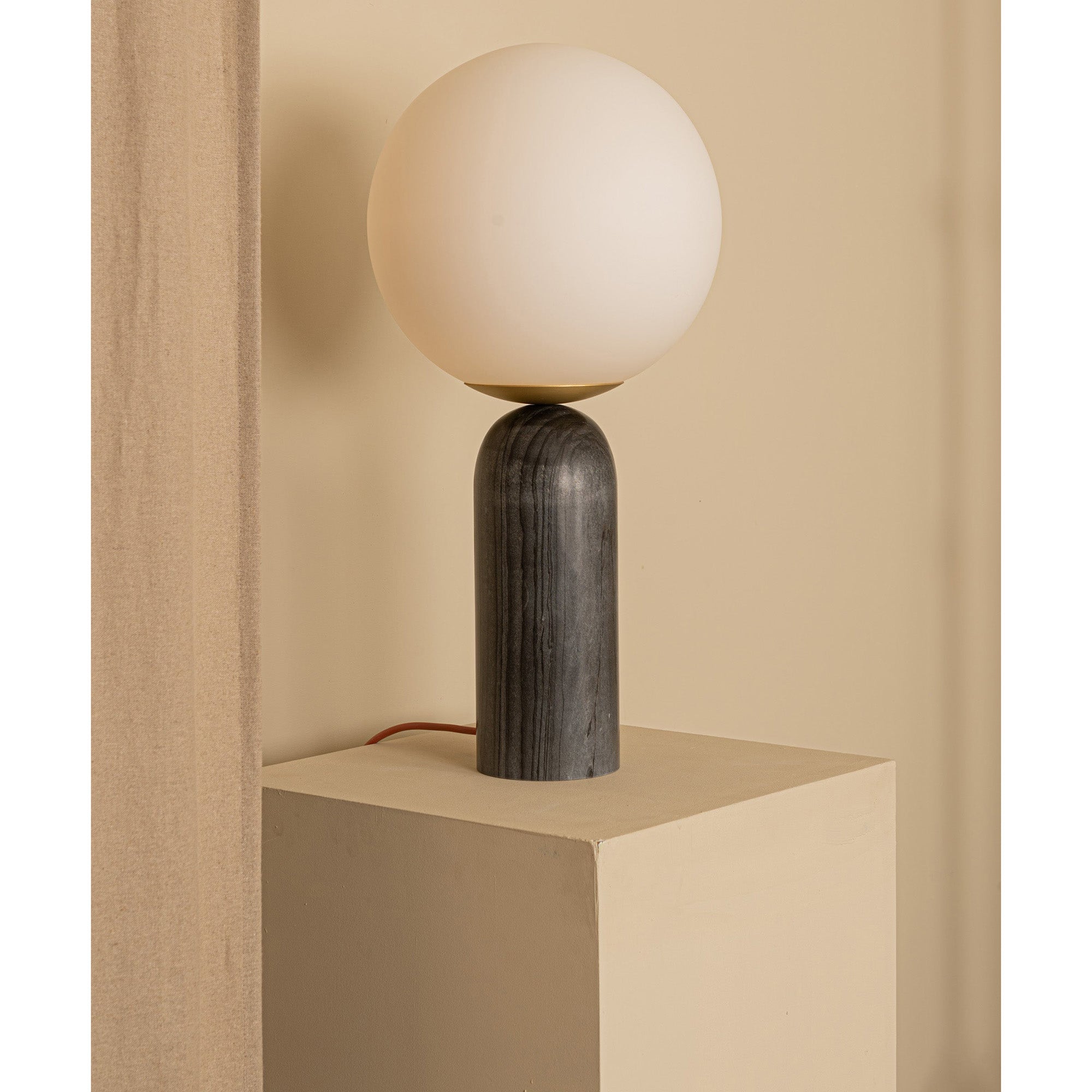 Atlas Modern Minimalistisch Alabaster Tischleuchte-Letslighting