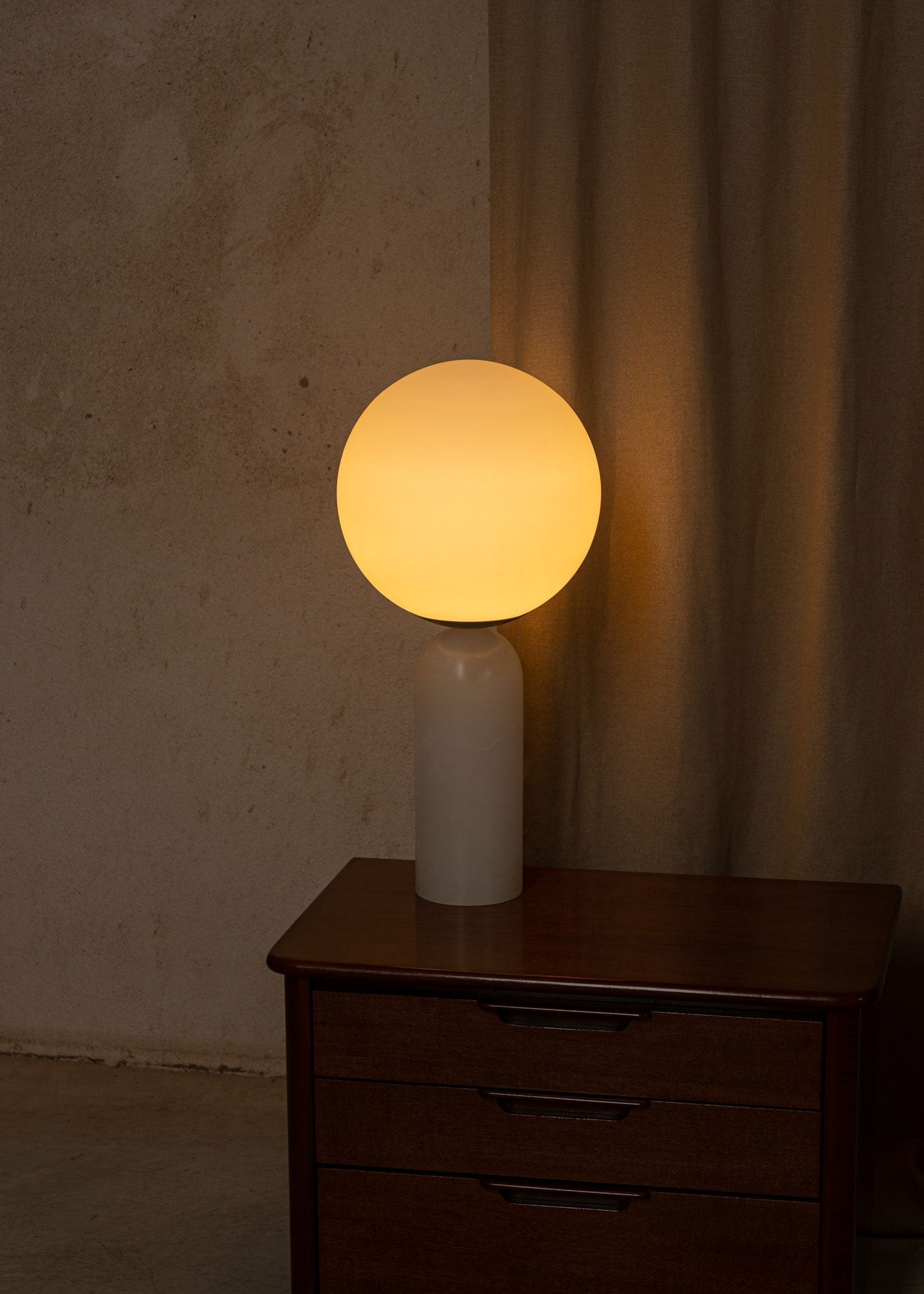 Atlas Modern Minimalistisch Alabaster Tischleuchte-Letslighting