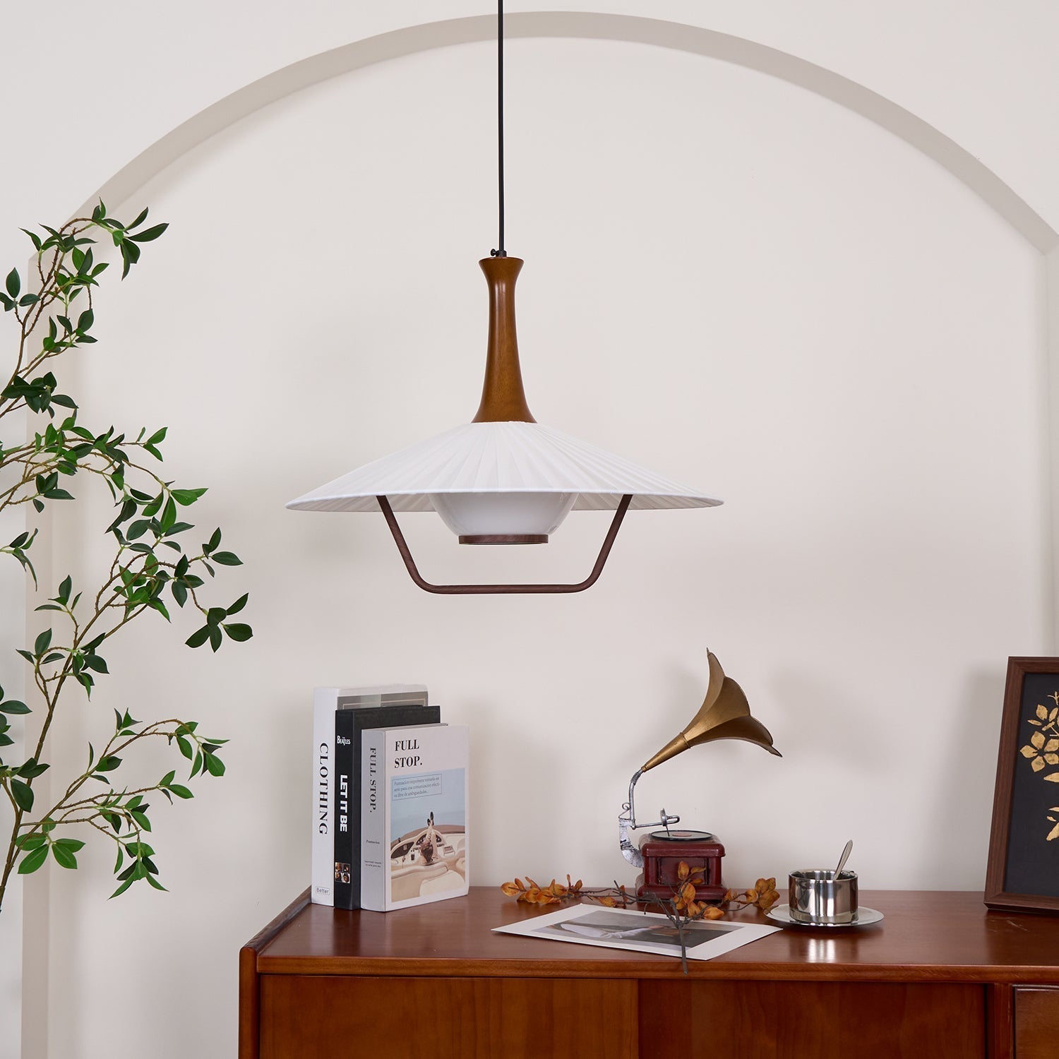 Vionne Mid-Century Pendelleuchte aus Holz und Weiß-Letslighting
