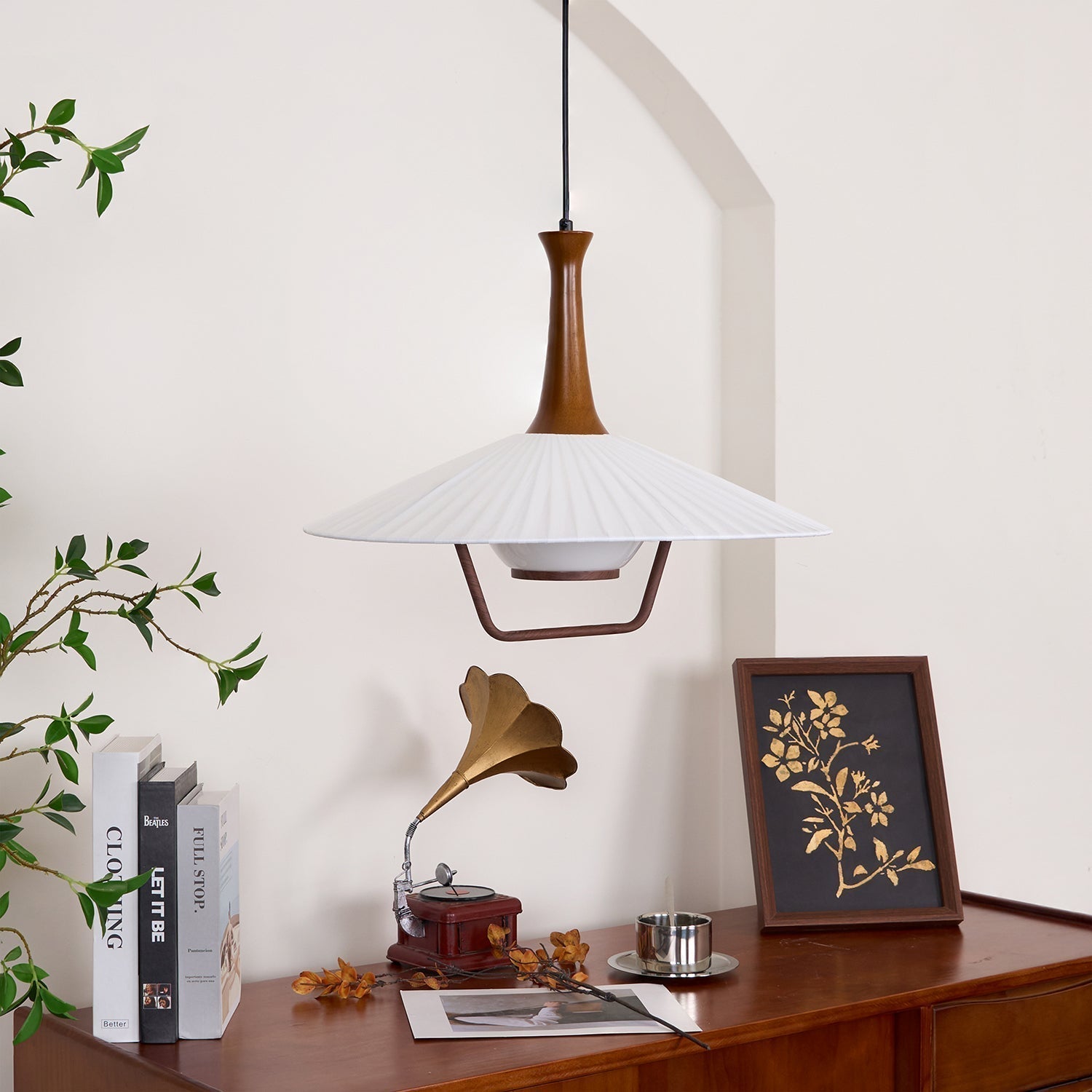 Vionne Mid-Century Pendelleuchte aus Holz und Weiß-Letslighting