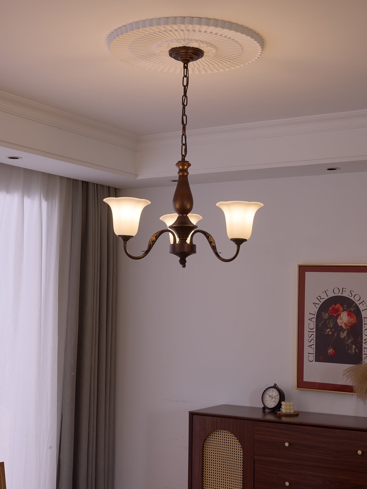Uveleth Traditioneller Eleganter Glaskronleuchter-Letslighting