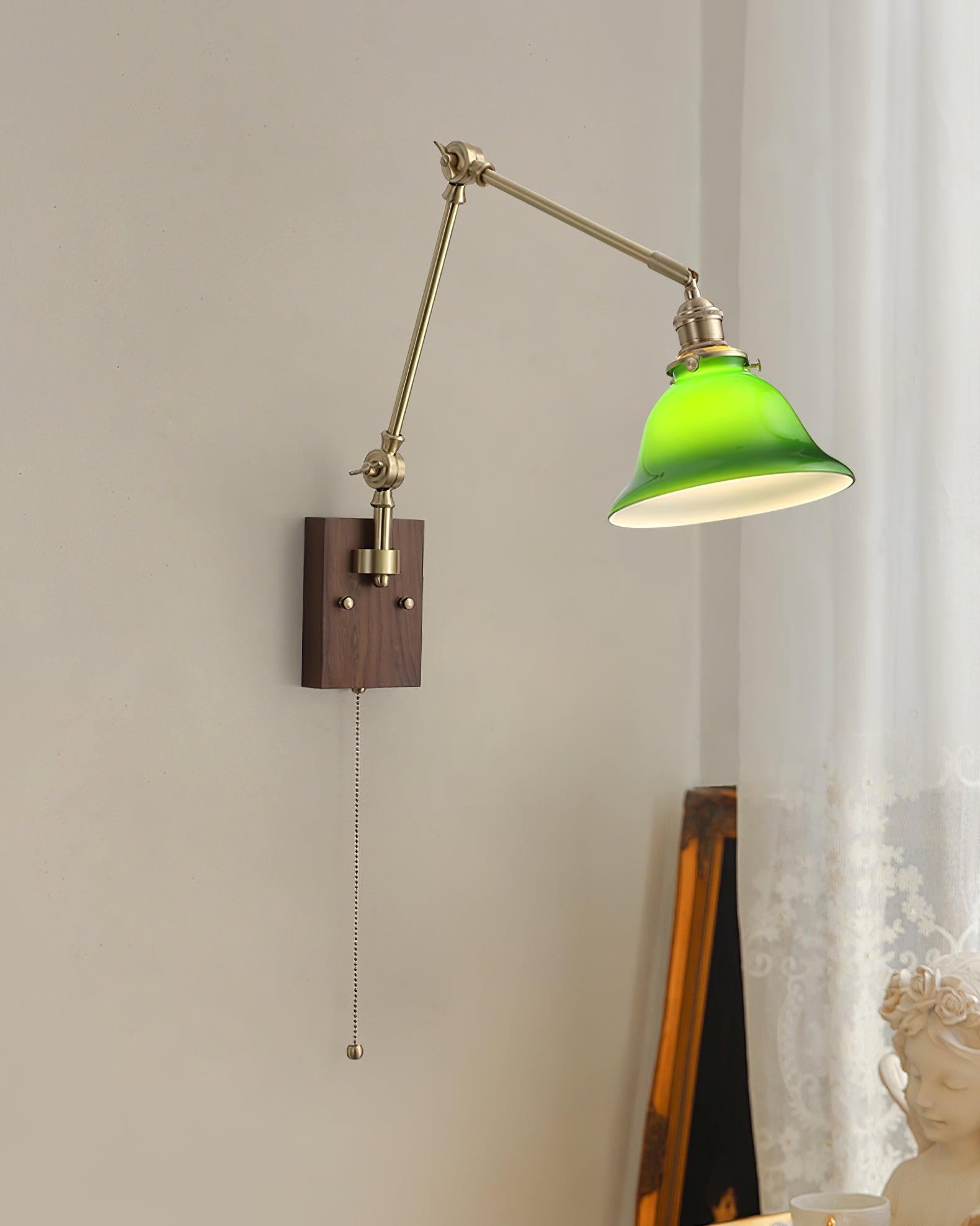 Tatum Minimalistische Moderne Wandleuchte aus Messing und Glas-Letslighting