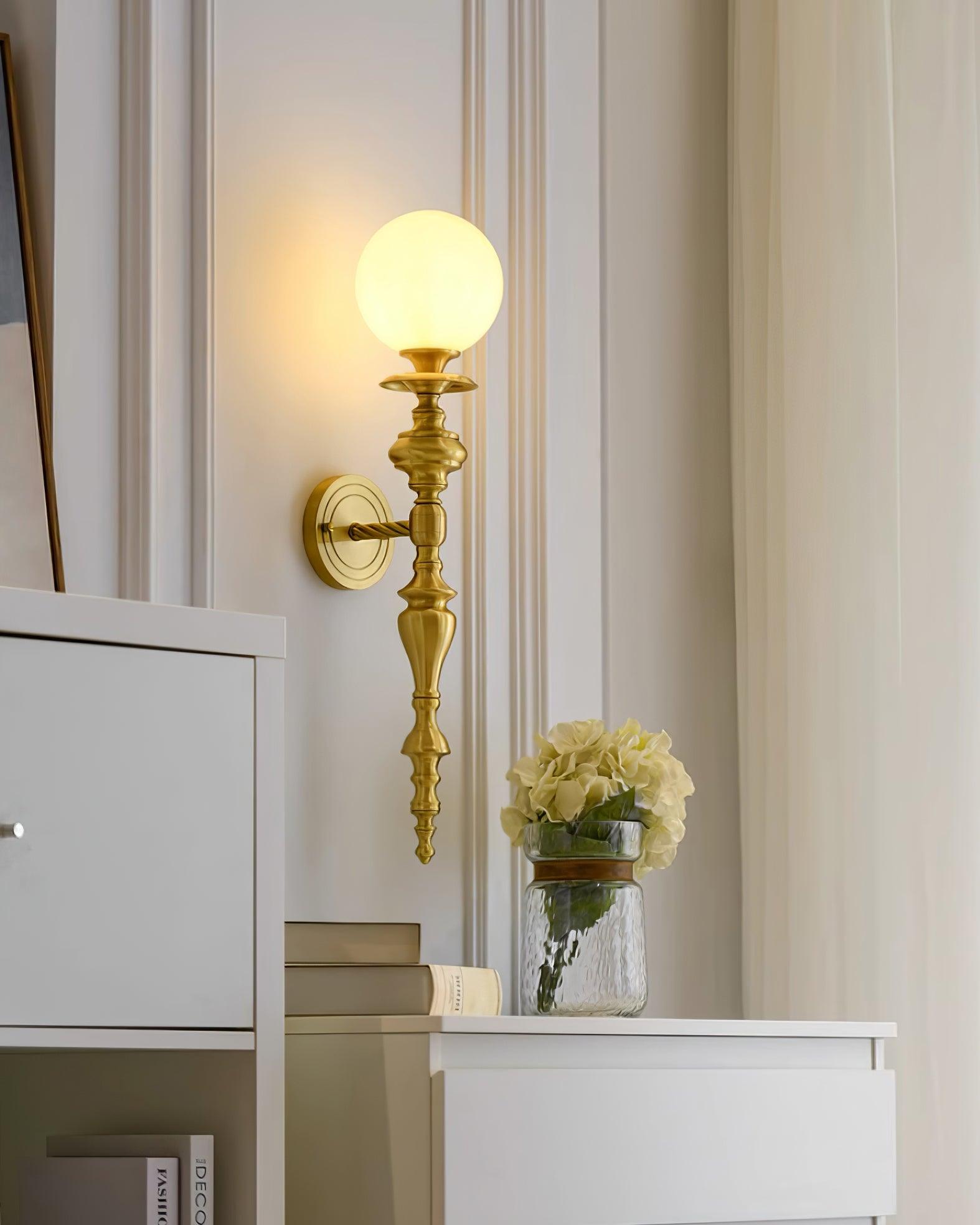 Sage Vintage Wandleuchte aus Messing-Letslighting