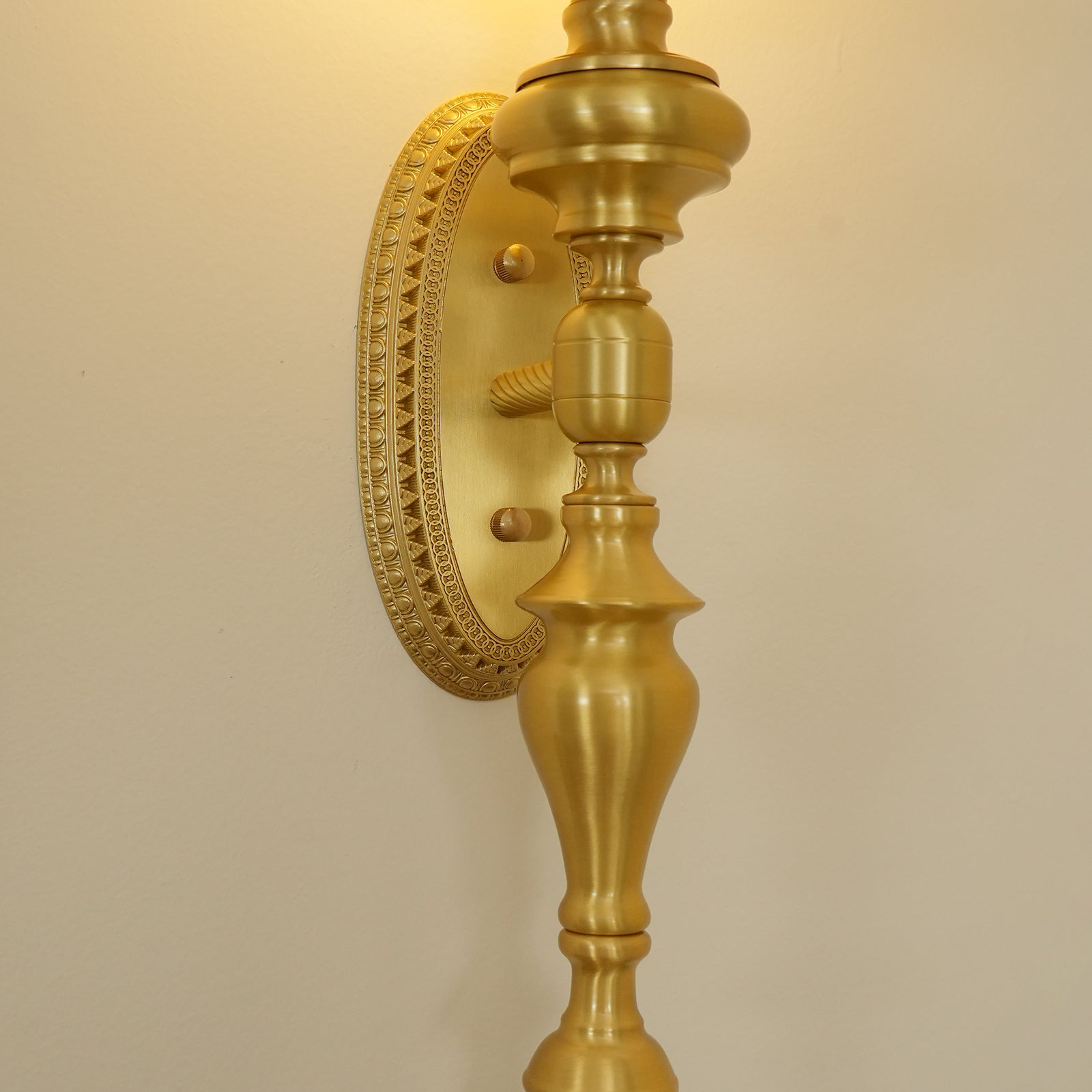 Sage Vintage Wandleuchte aus Messing-Letslighting