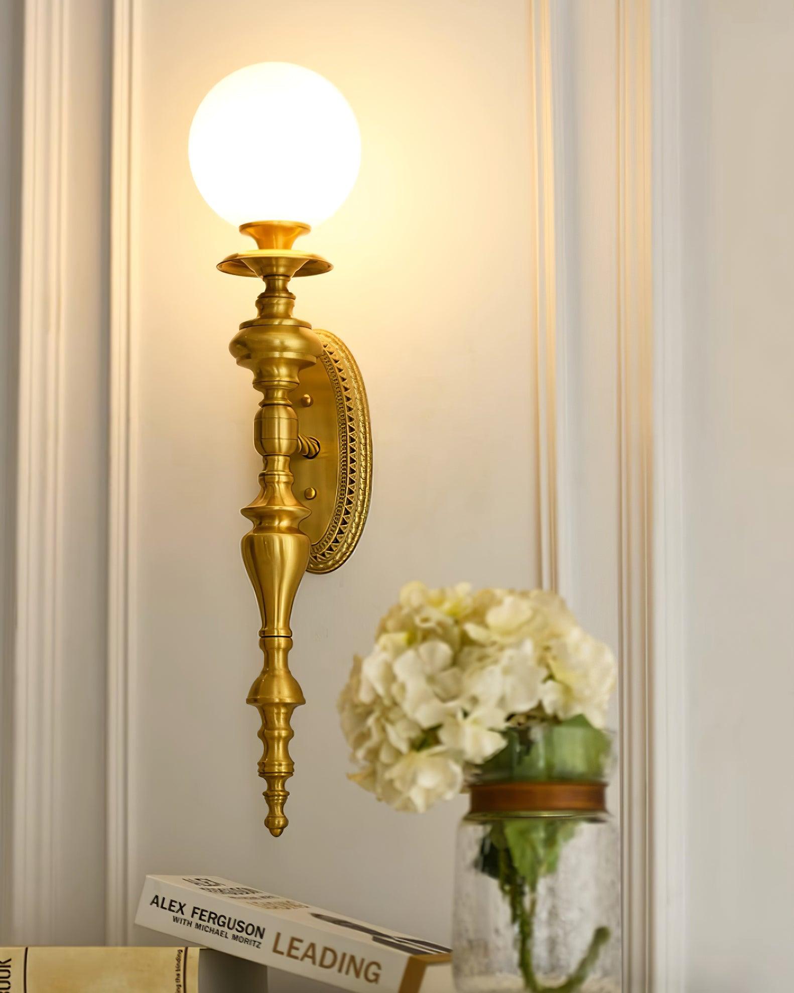 Sage Vintage Wandleuchte aus Messing-Letslighting