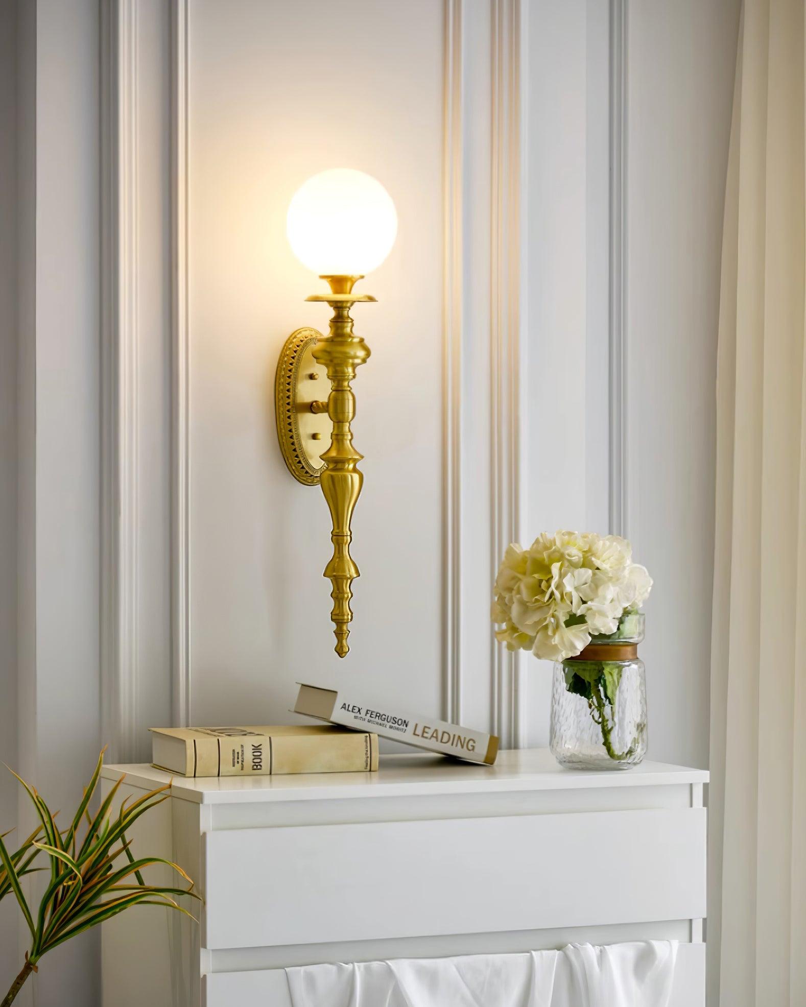 Sage Vintage Wandleuchte aus Messing-Letslighting