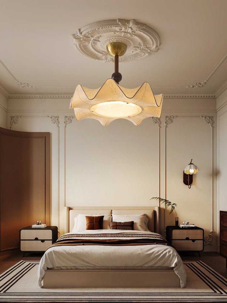 Avlorus Traditionelle Eleganz Deckenleuchte aus Holz und Stoff-Letslighting