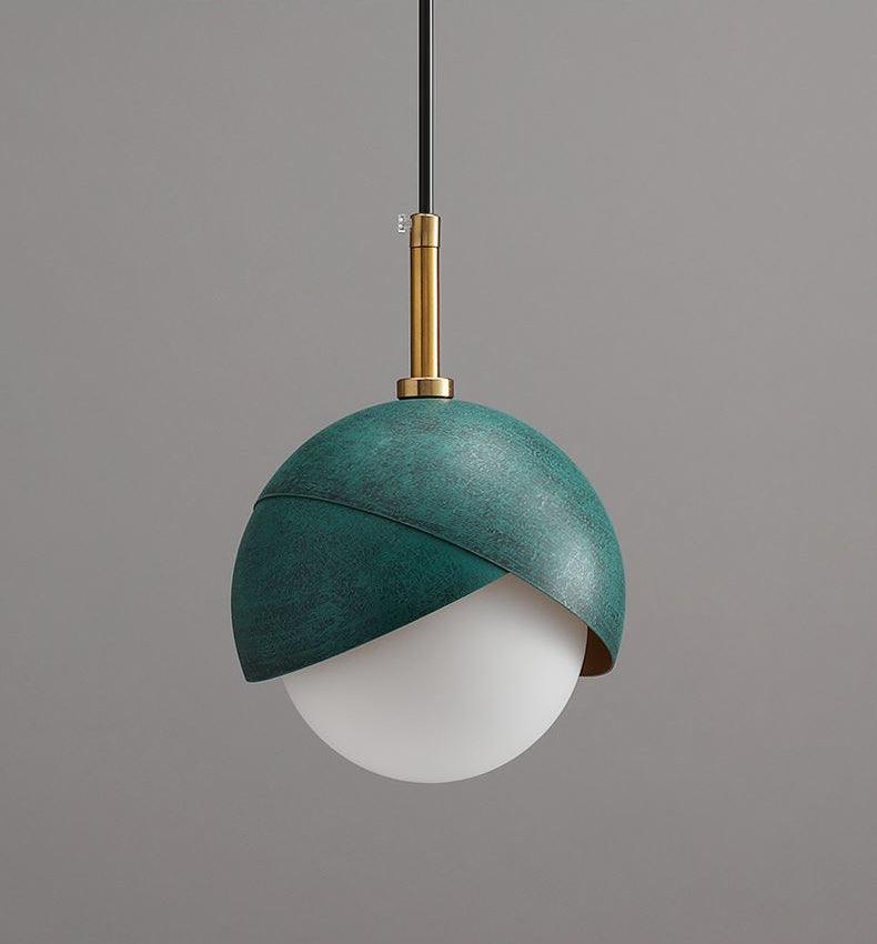 Solara Moderne Pendelleuchte Messing Geschachtelte Opalkugel-Letslighting