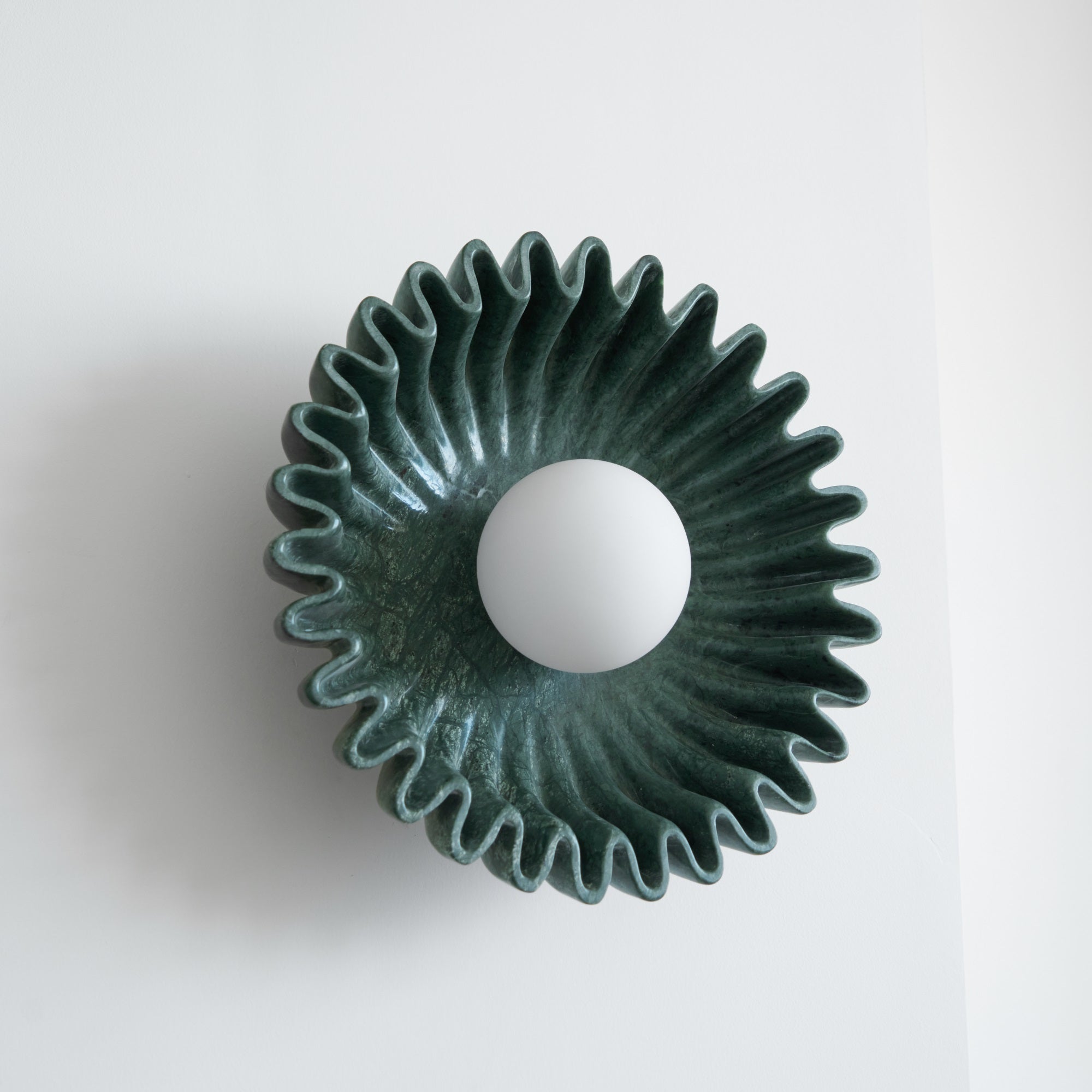 Wandleuchte Keramik Glas Dunkelgrün Weiß Schwarz Beige Skulptural-Letslighting