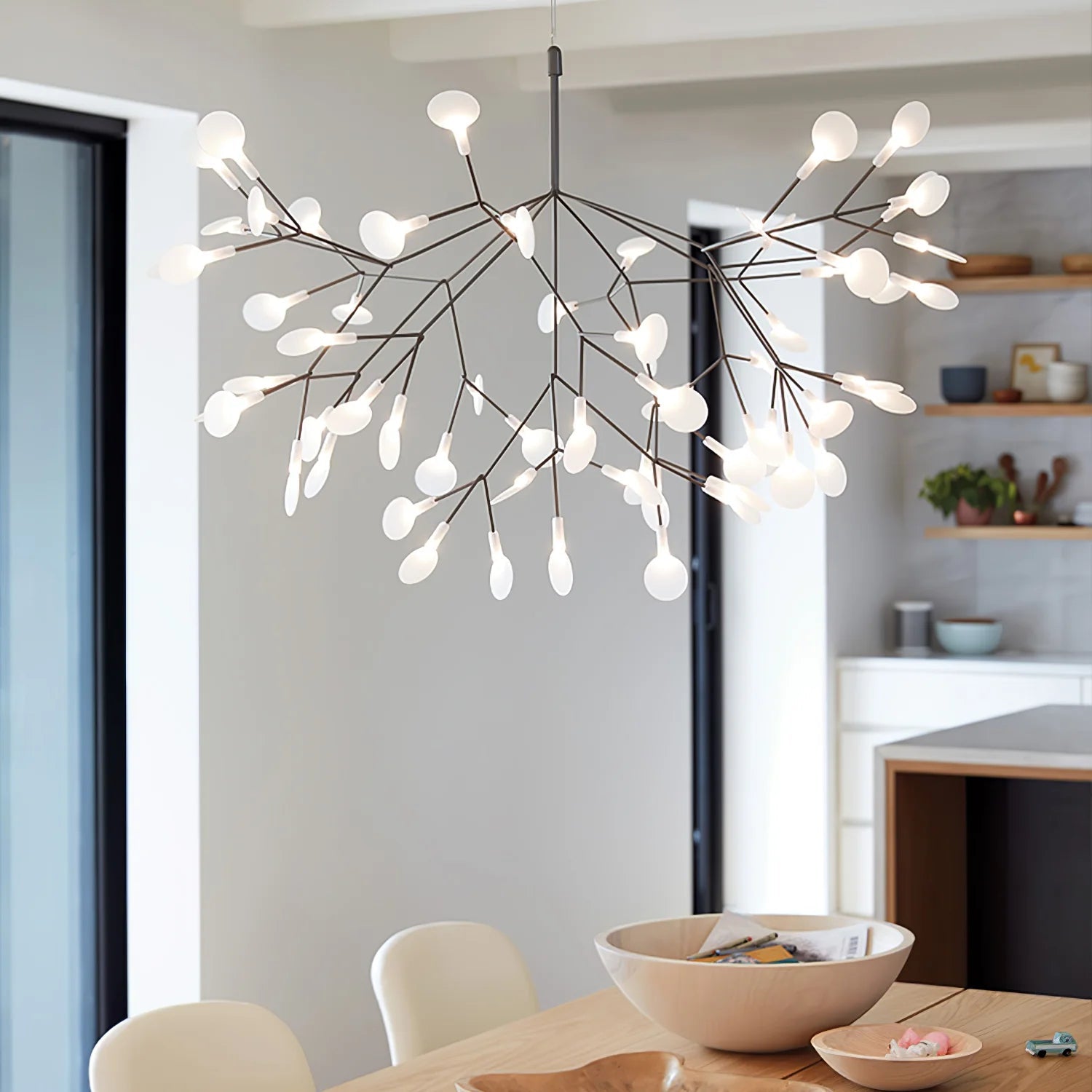 Lior Einzigartiger Sputnik-Kronleuchter im Art-Déco-Stil mit Glühwürmchen-Optik