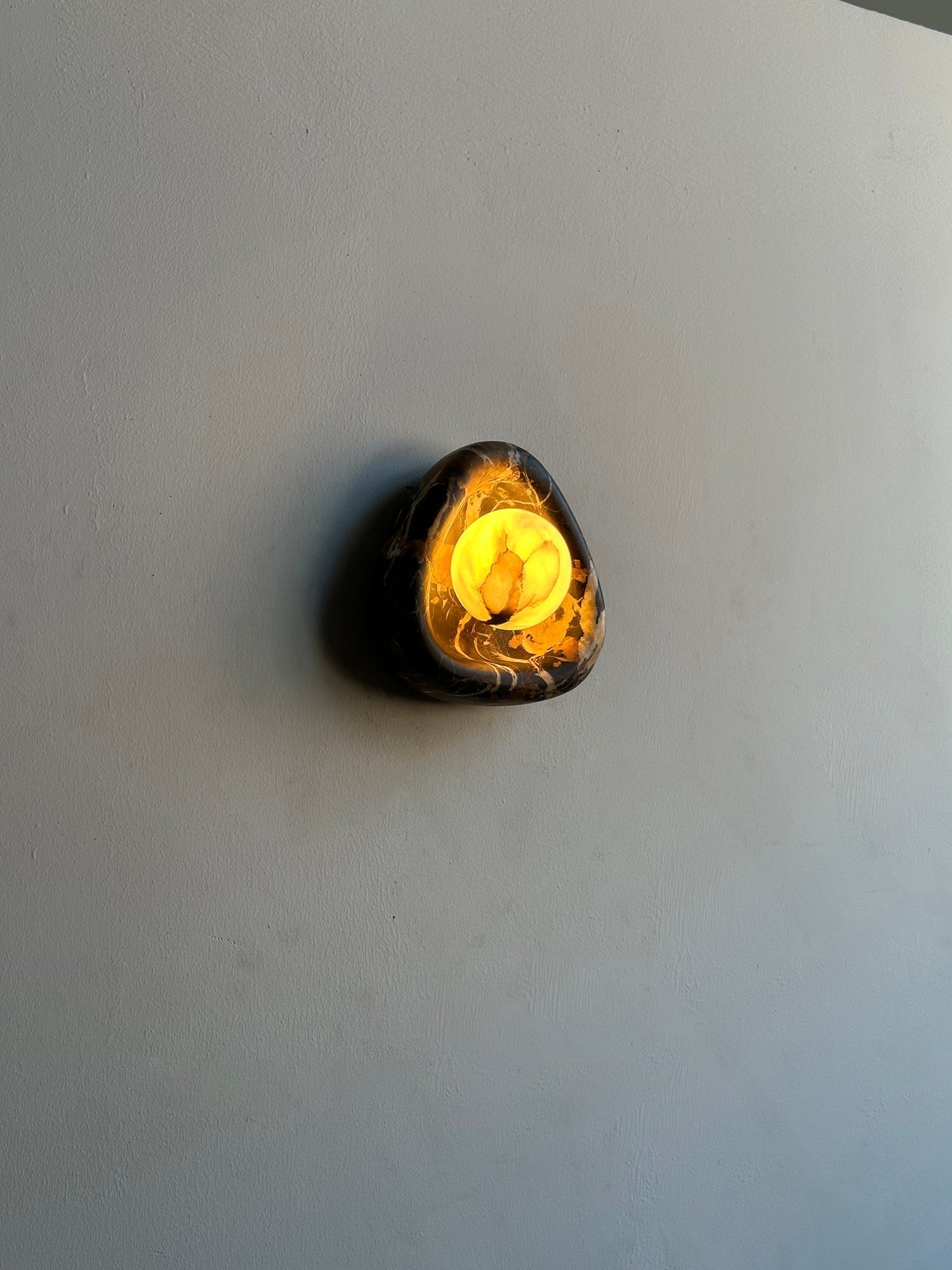 Ostruvyu Modern Minimalist Black Pearl Marble Wall Lamp - Letslighting
