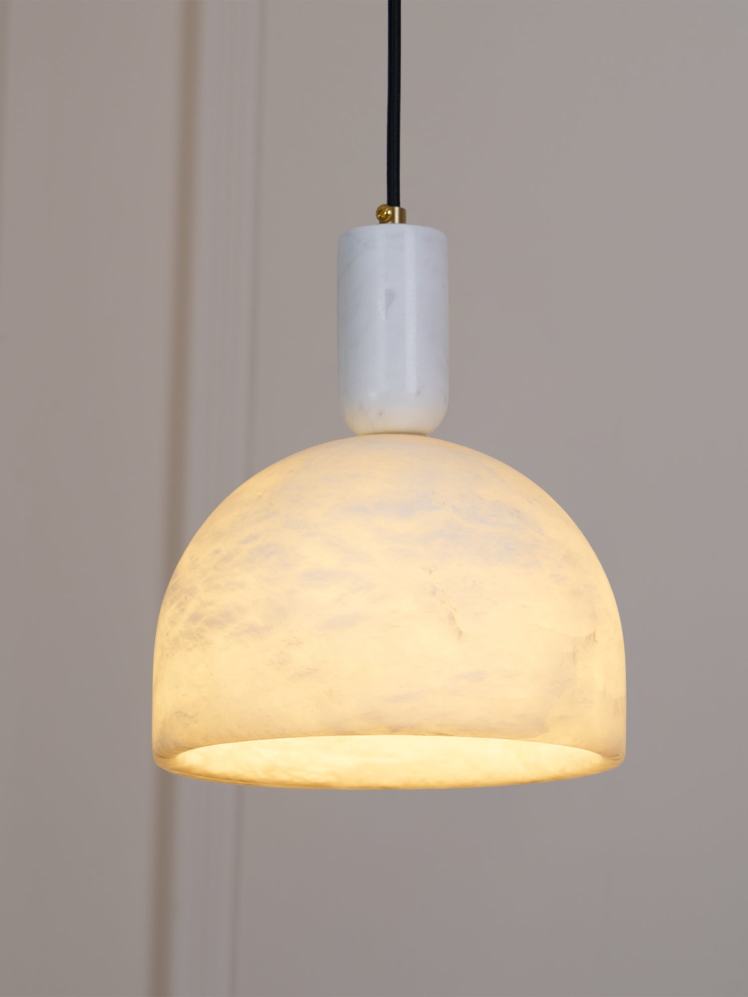 Culiror Minimalist Alabaster Pendant Light - Neutralighting