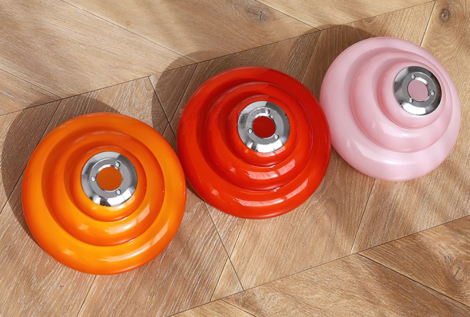 Vortex Moderne Pendelleuchte aus Metall und Glas-Letslighting