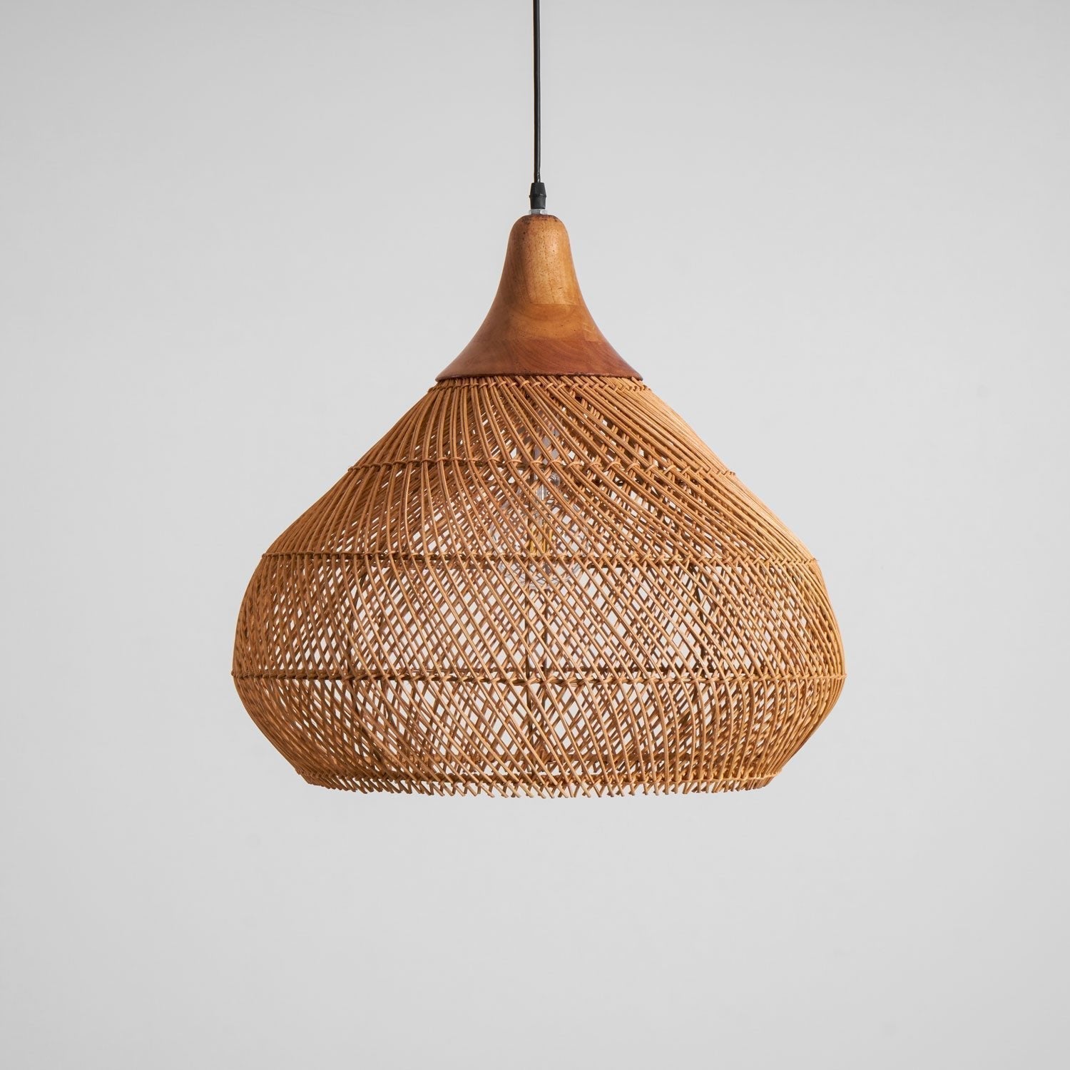 Solavn Rattanholz Pendelleuchte-Letslighting