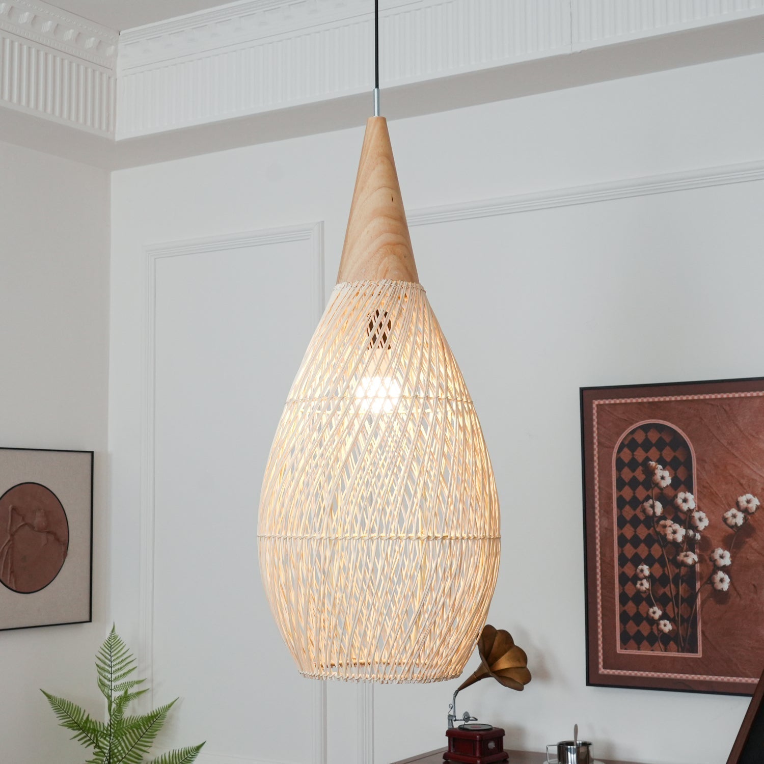 Evelyn Pendelleuchte aus geflochtenem Rattan für das Wohnzimmer