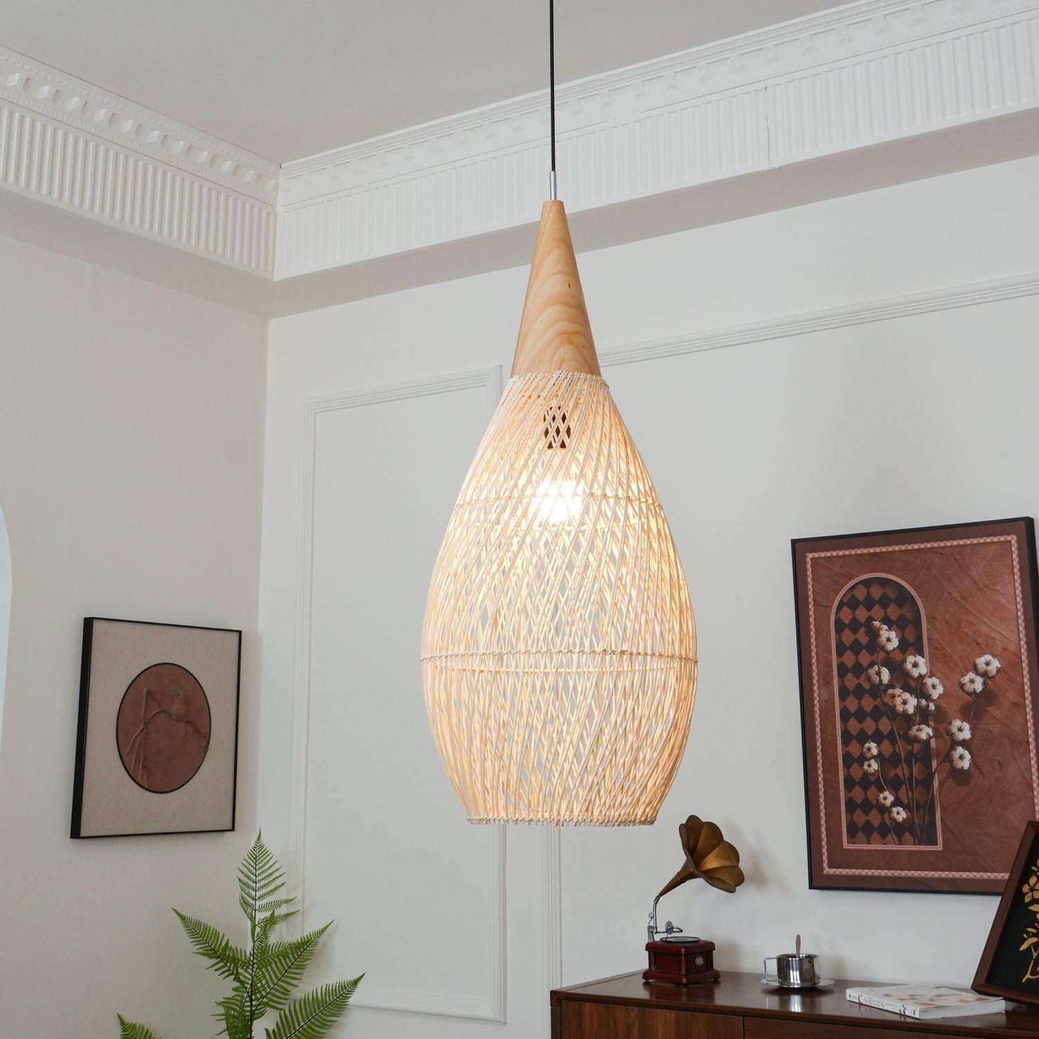 Evelyn Pendelleuchte aus geflochtenem Rattan für das Wohnzimmer