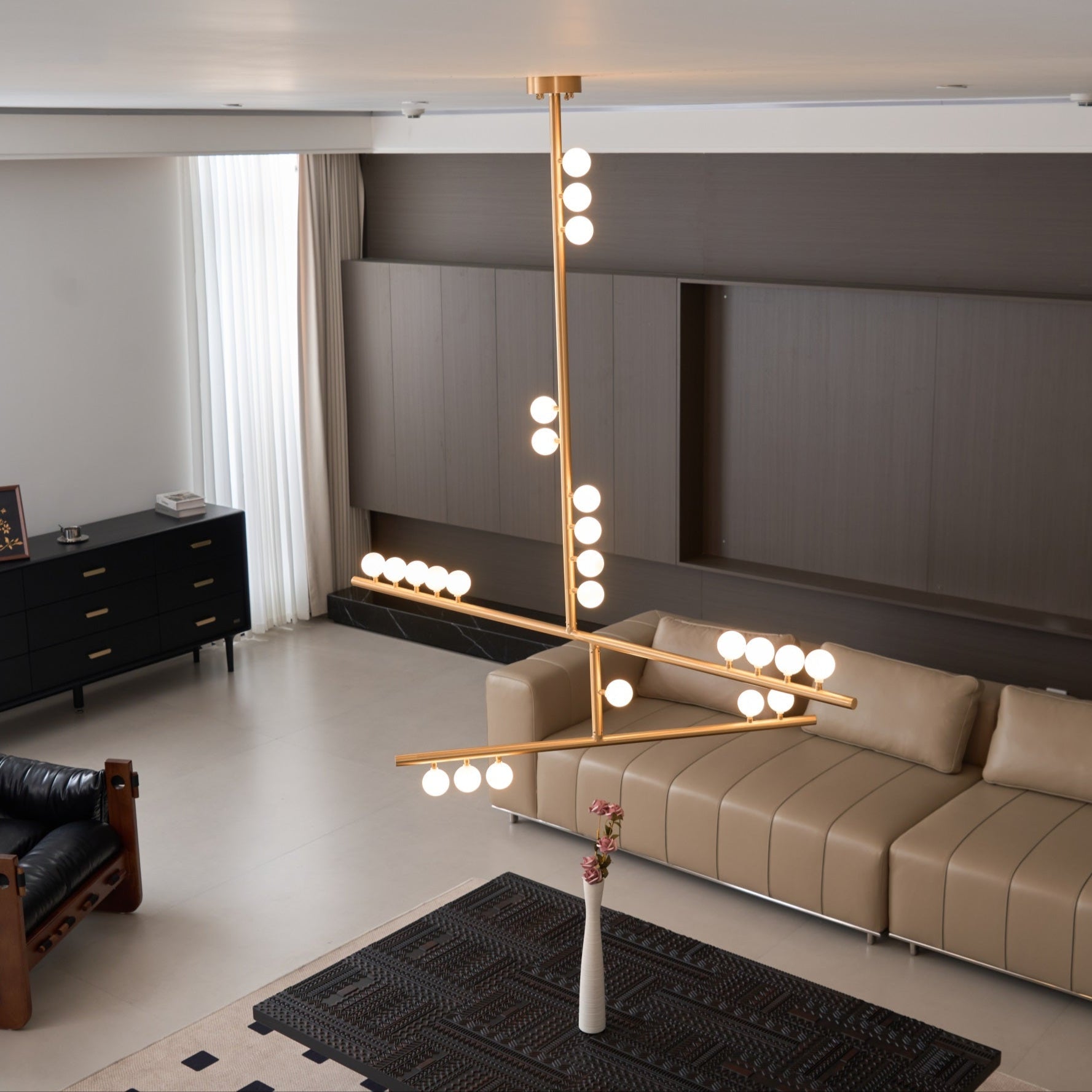 Eurzoris Geometrischer Linearer Kronleuchter aus Messing-Letslighting