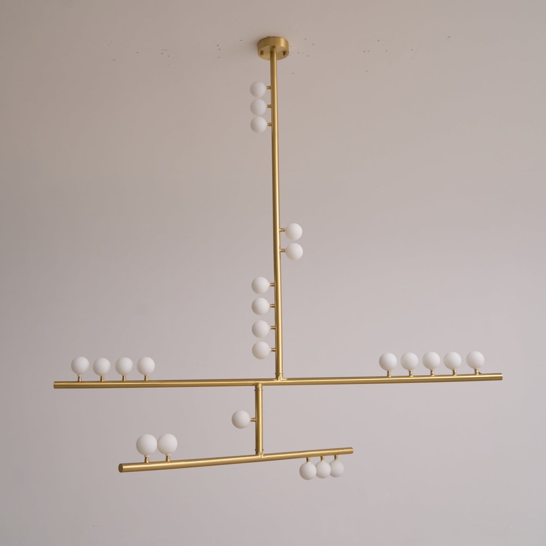 Eurzoris Geometrischer Linearer Kronleuchter aus Messing-Letslighting