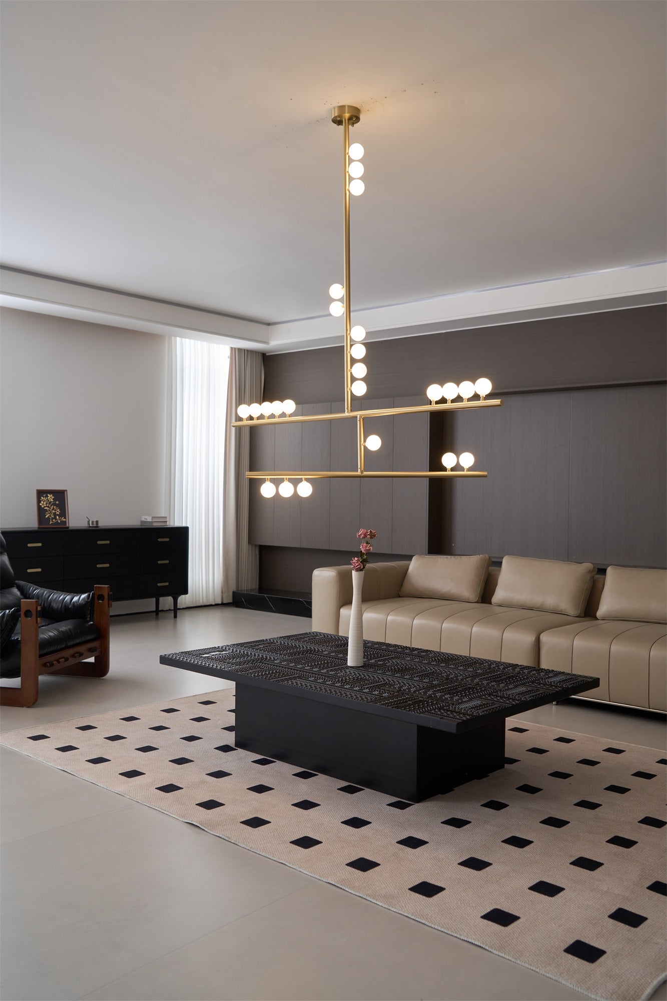 Eurzoris Geometrischer Linearer Kronleuchter aus Messing-Letslighting