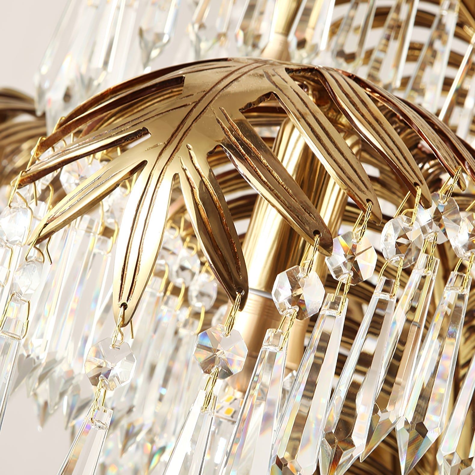 Odoraris Prunkvoller Messing-Kristalllüster-Letslighting