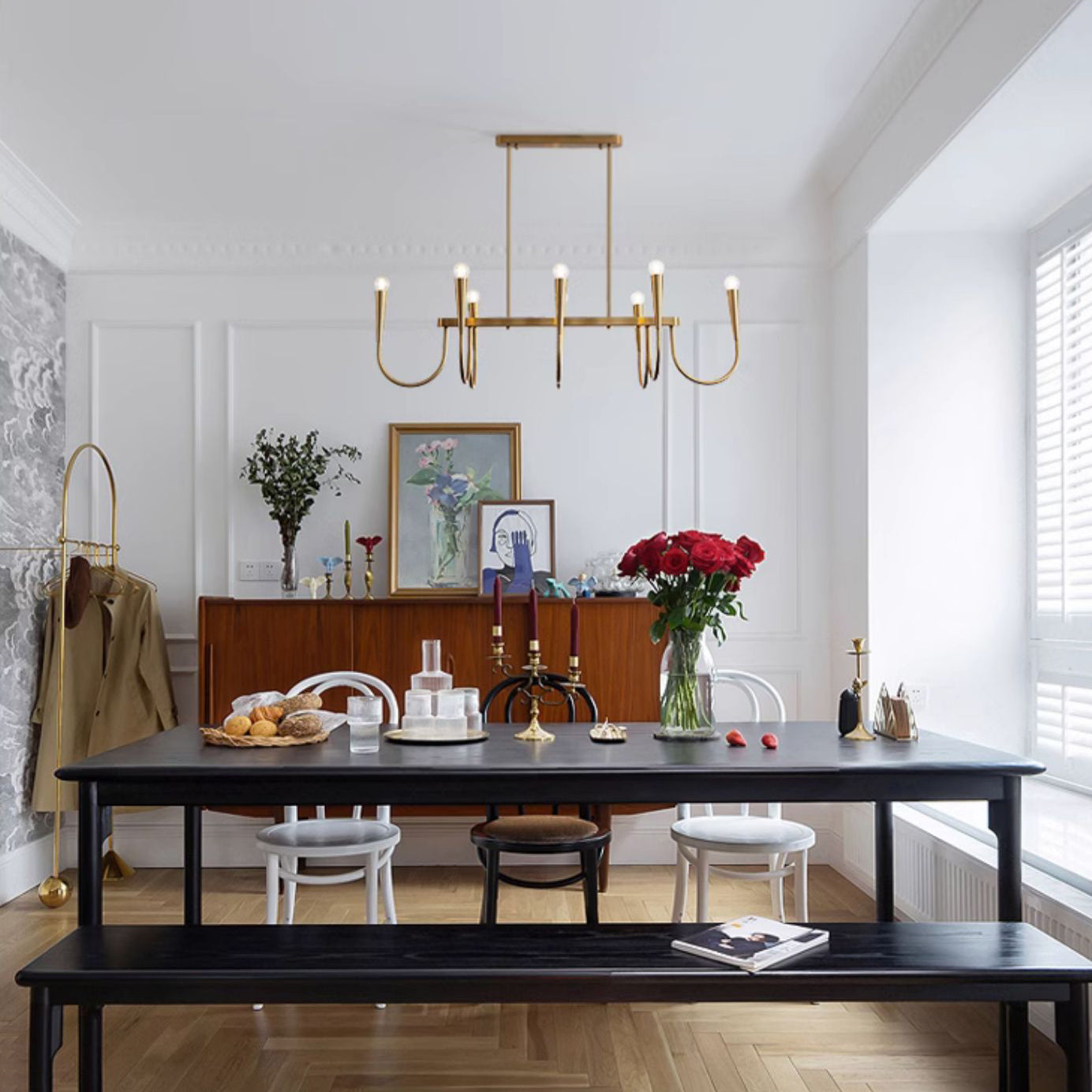Fluide Eleganter linearer Kronleuchter aus Messing-Letslighting