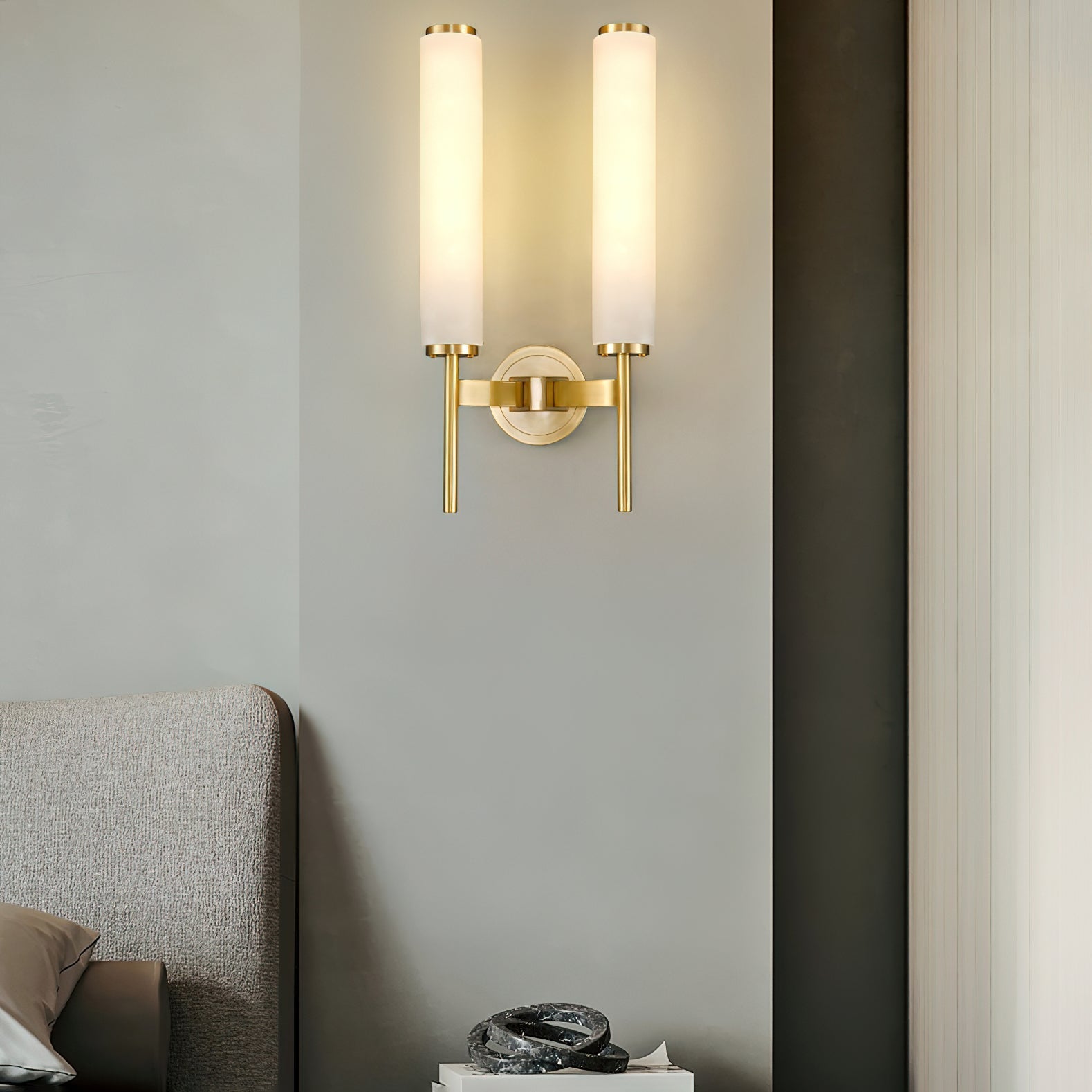 Jern Art-Déco-Wandleuchte aus Alabaster