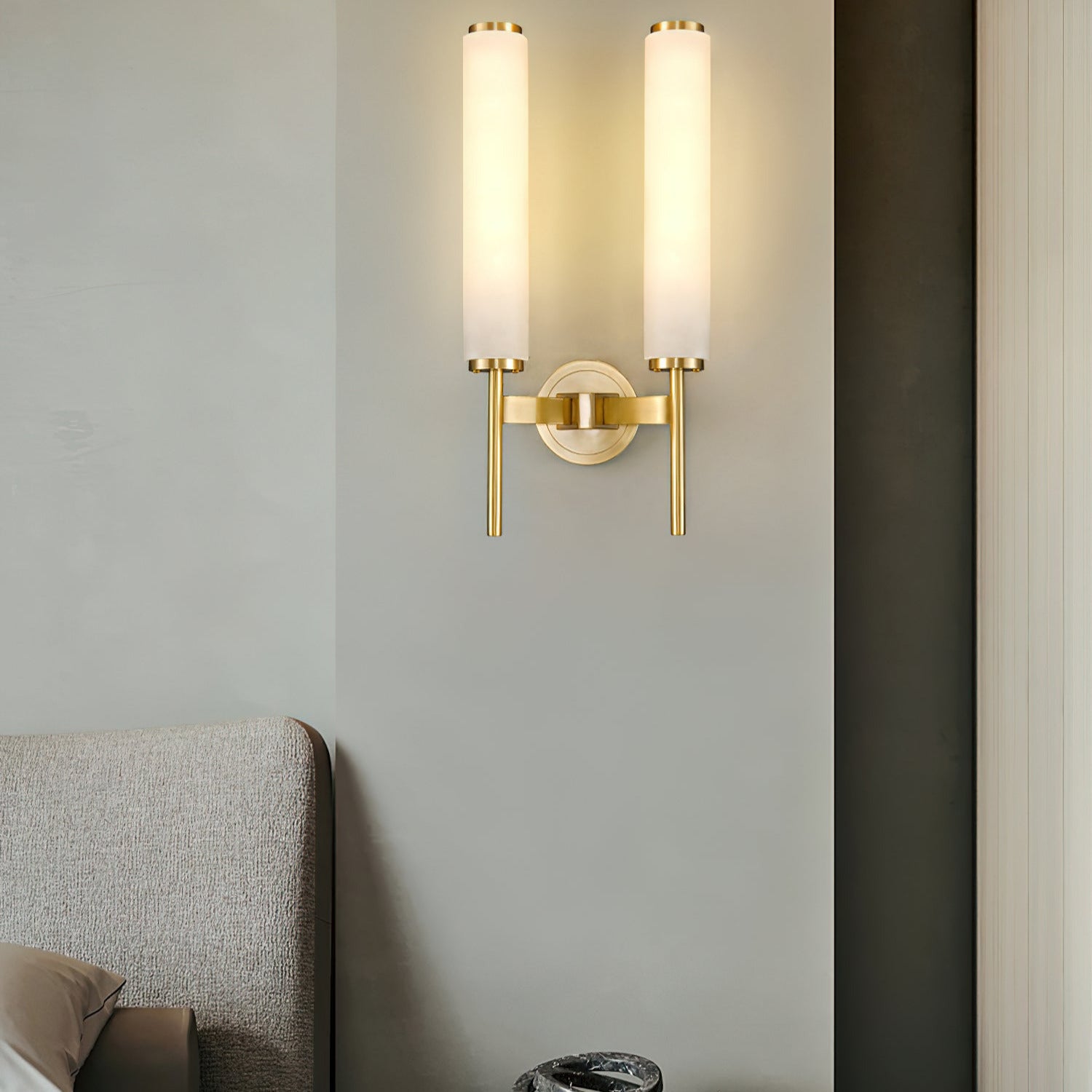 Jern Art-Déco-Wandleuchte aus Alabaster
