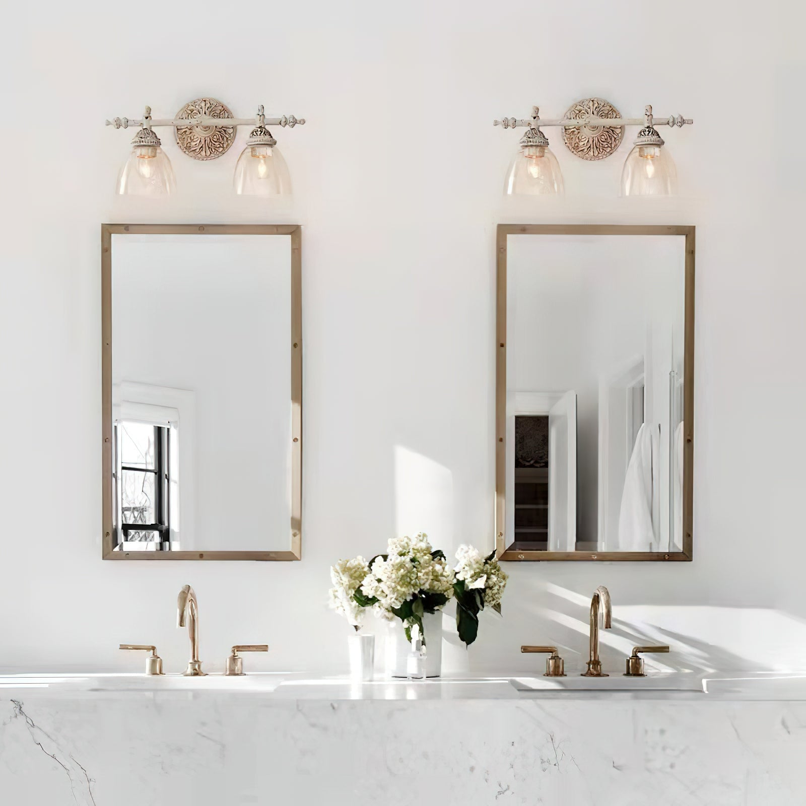 Orion Industrielle Vintage Wandleuchte aus Glas-Letslighting