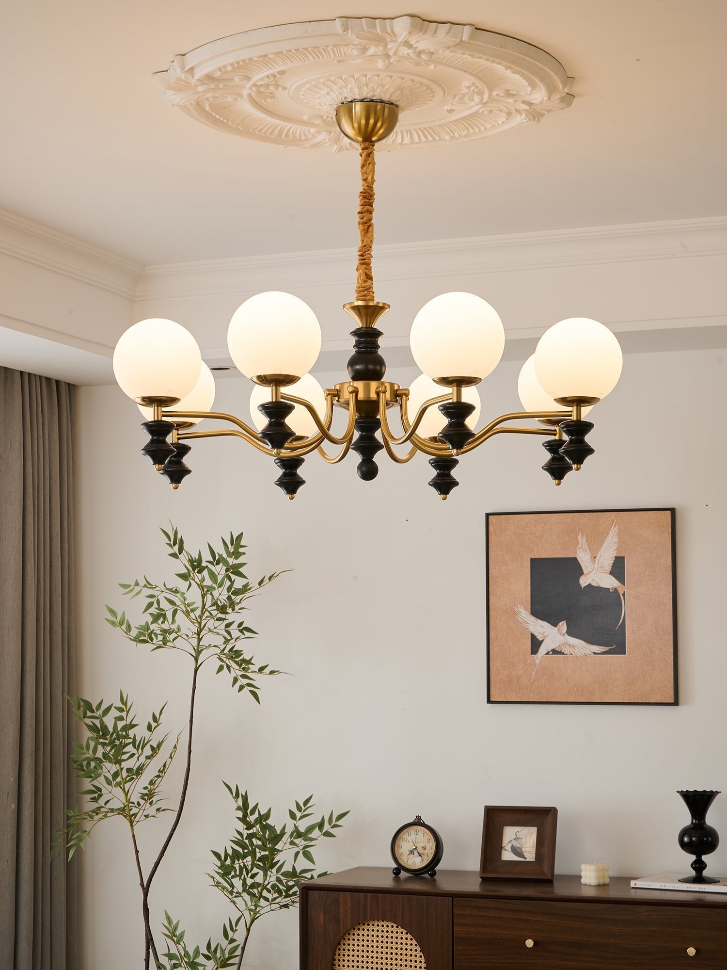 Ordore Traditioneller Eleganter Kronleuchter aus Vintage-Holz-Letslighting