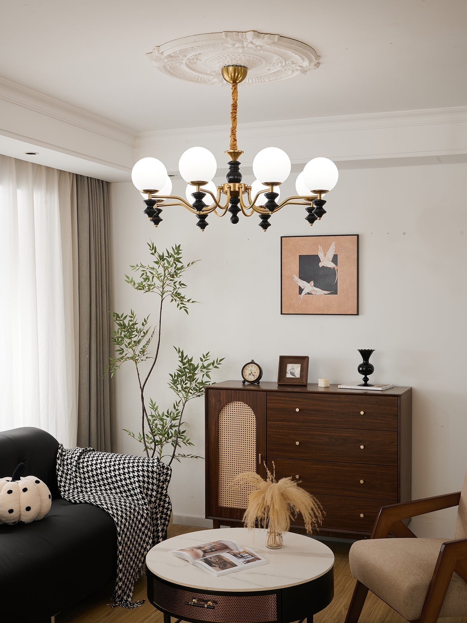 Ordore Traditioneller Eleganter Kronleuchter aus Vintage-Holz-Letslighting