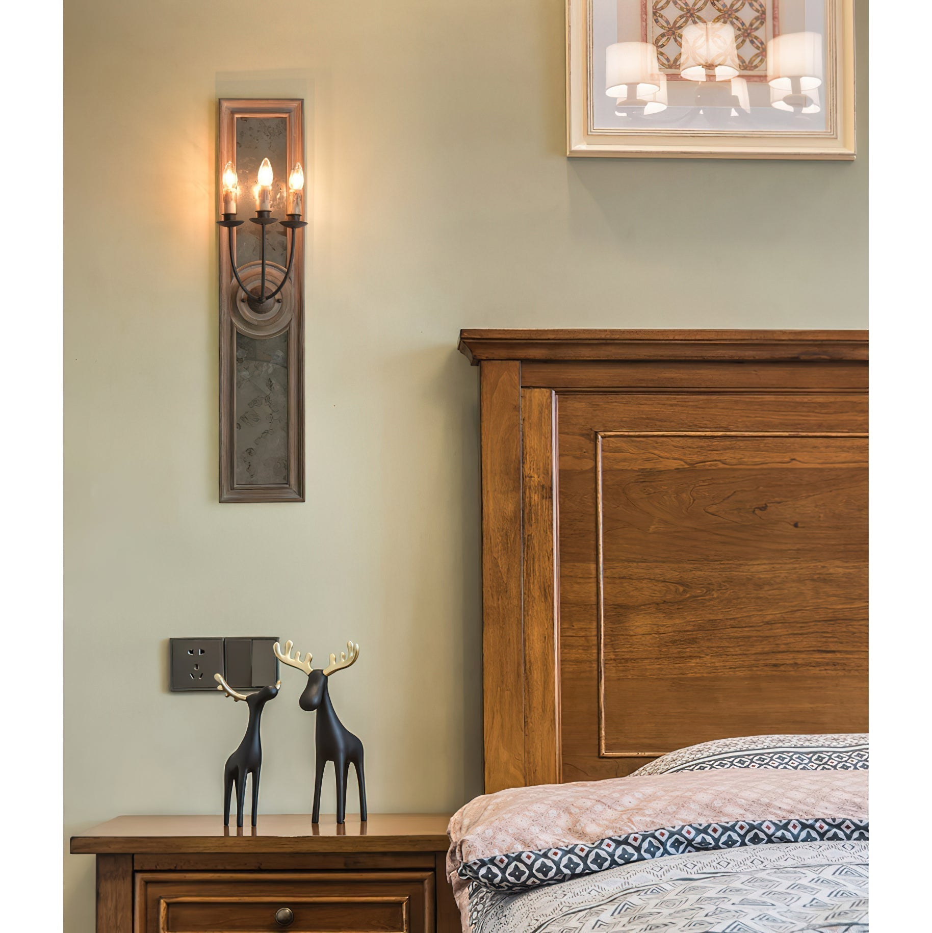 Phasis 3-Licht Spiegel Elegante Vintage Wandleuchte-Letslighting