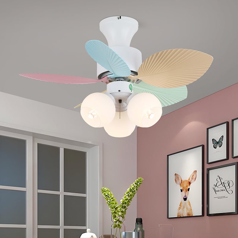 Liora Deckenventilator mit bunter Glasbeleuchtung, Seitenansicht