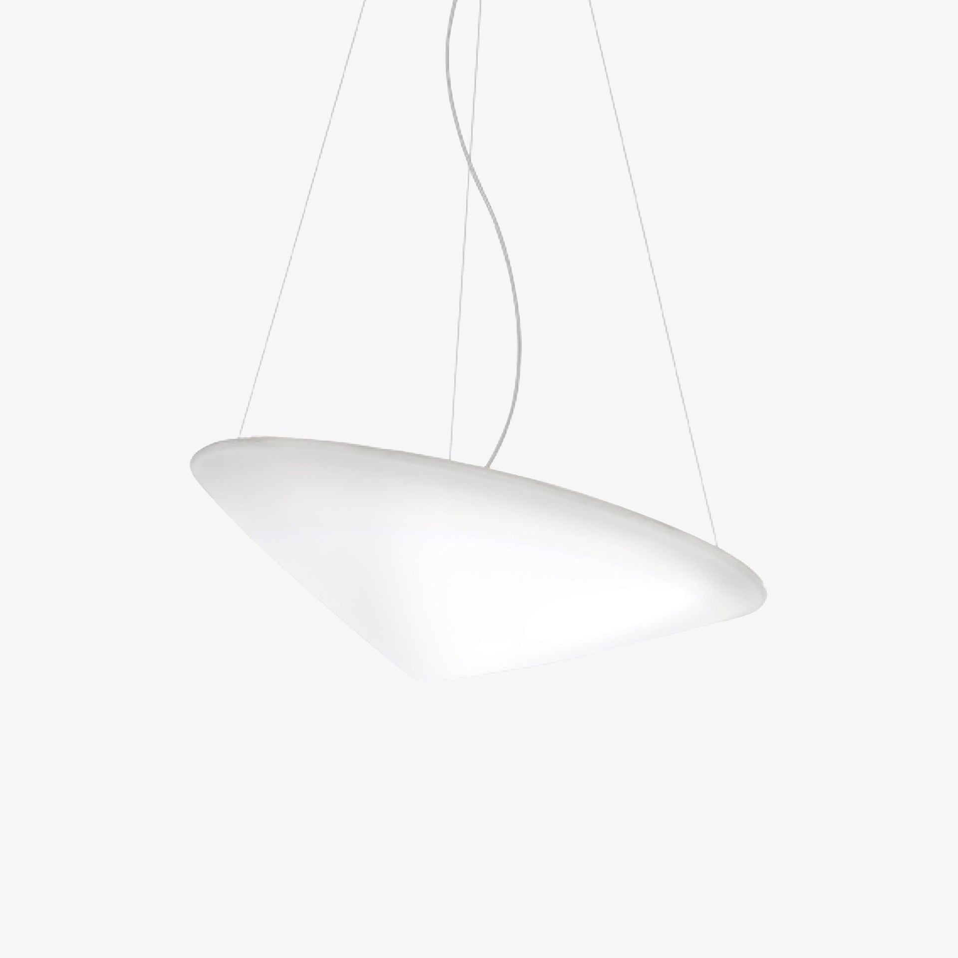 Solara Moderne Pendelleuchte Polyethylen Schräghut Minimalistisch-Letslighting