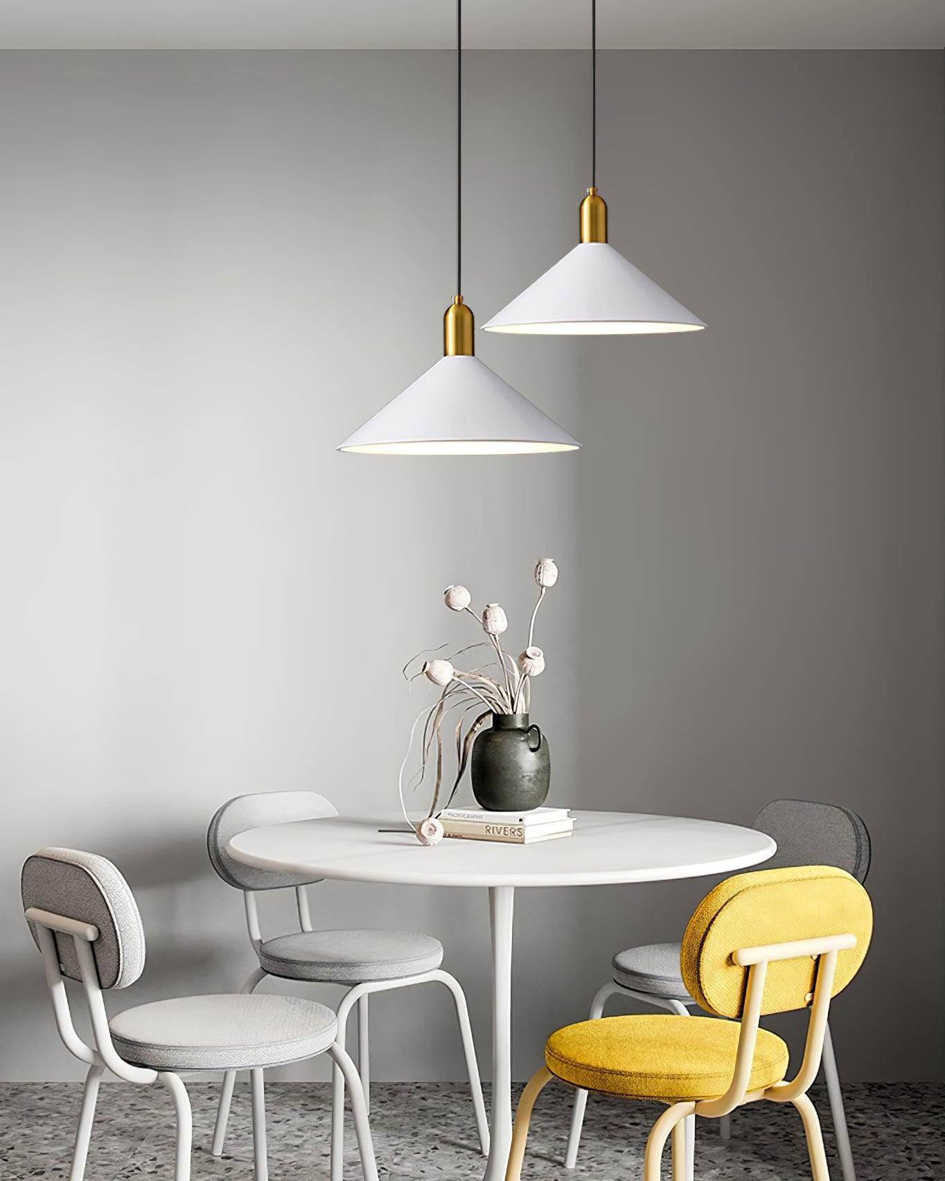 Carins Pendant Lamp - Blowlighting