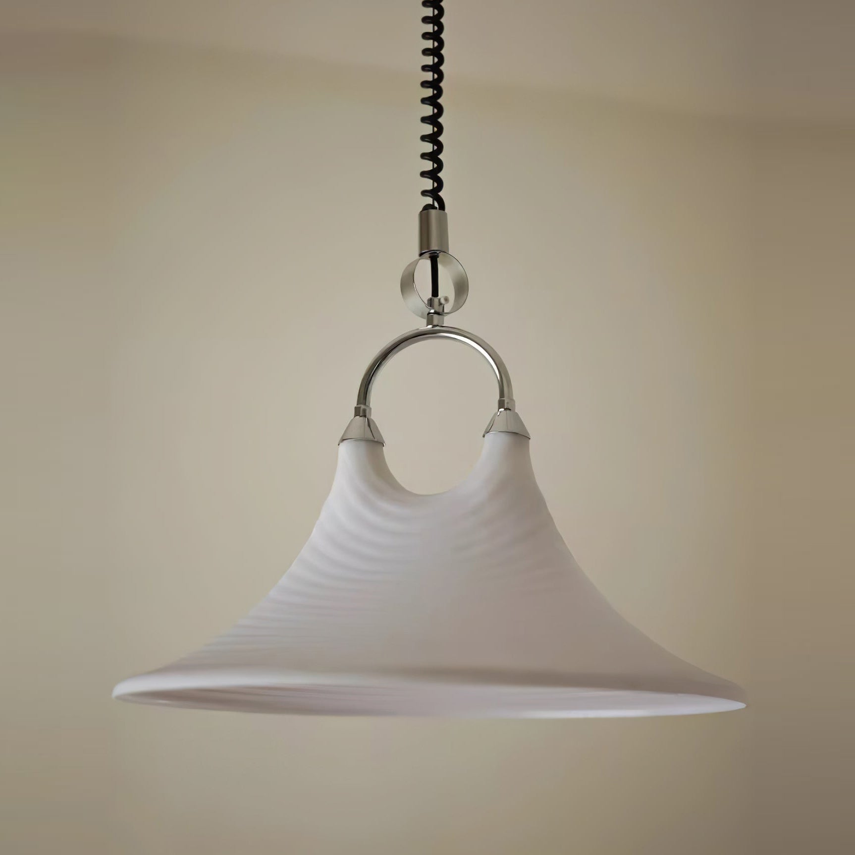 Aria Trompete Kunststoff Pendelleuchte-Letslighting