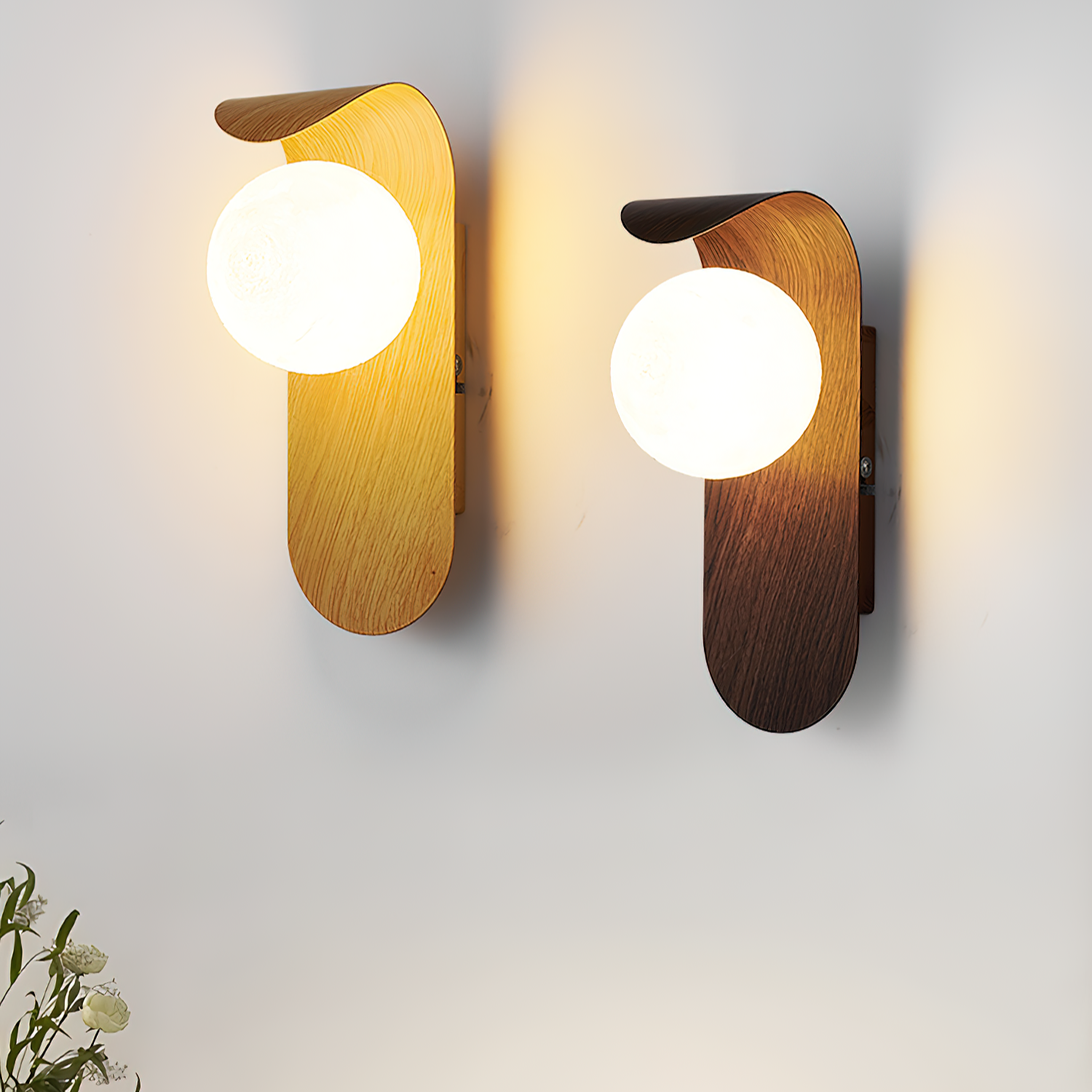 Exuro Wandleuchte für den Innenbereich aus Holz / Nussbaum