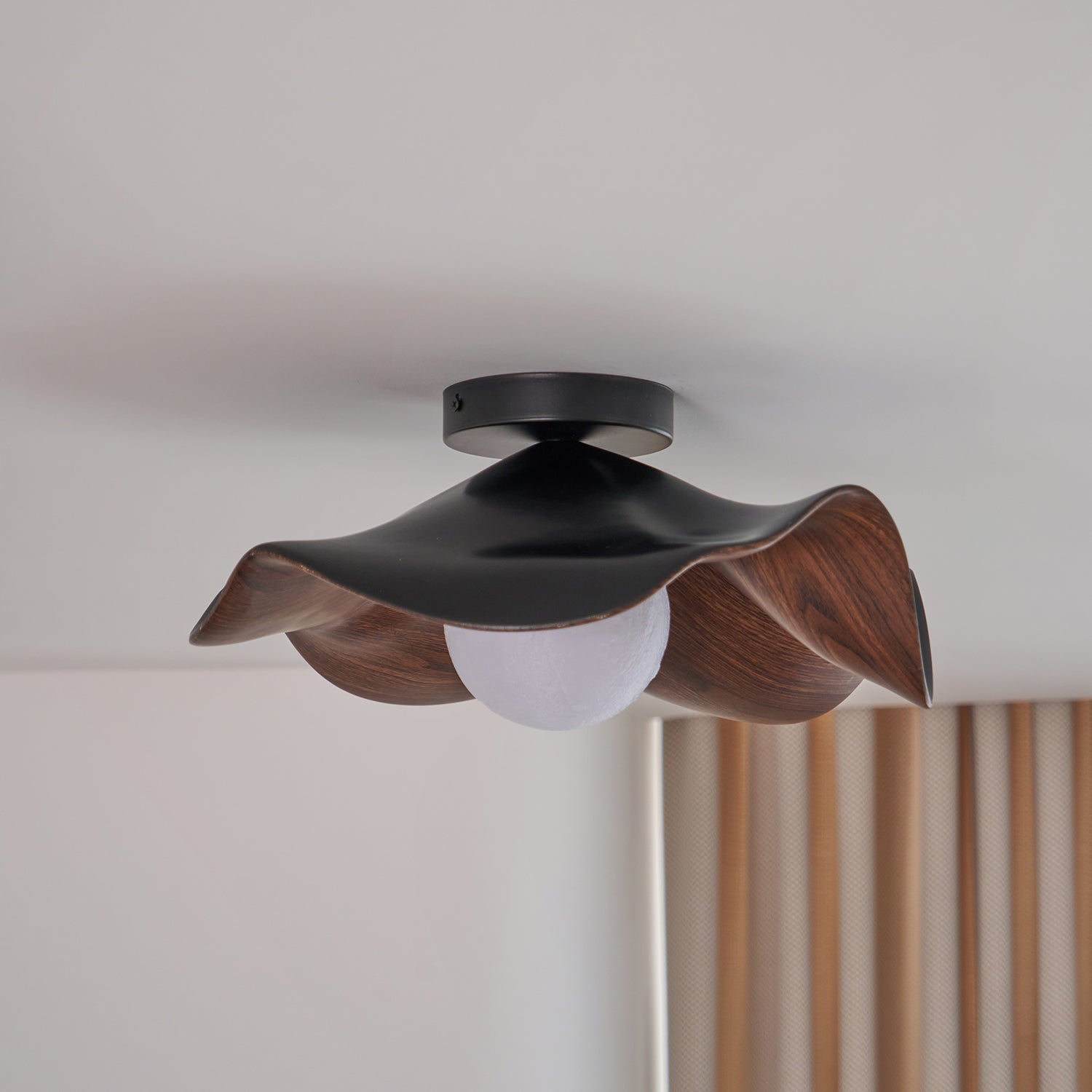 Lanoe Deckenleuchte Holz Schwarz & Weiß