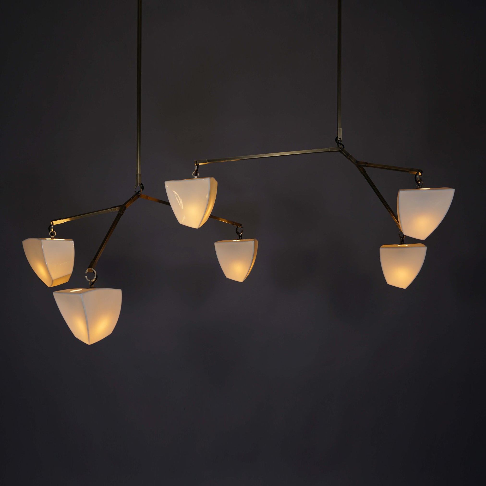 Iris Moderner Kronleuchter aus Messingkeramik-Letslighting