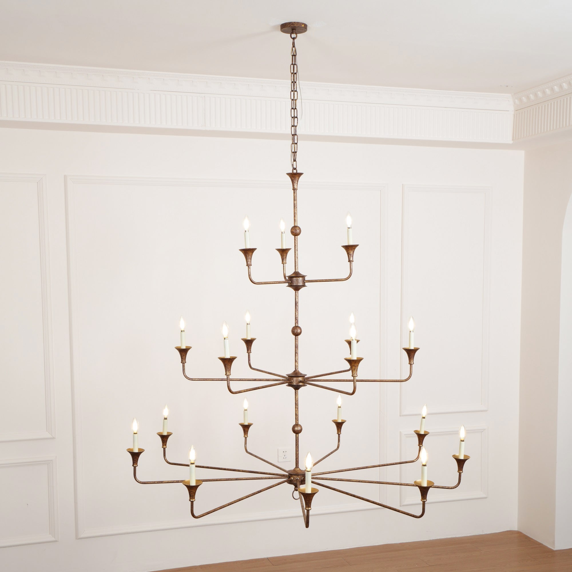 Wisp Großer Vintage-Kronleuchter im Industriestil in Bronze-Letslighting