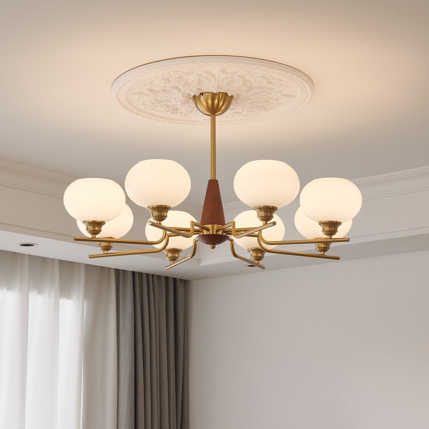 Lustra Kronleuchter Walnuss Mattglas-Kugeln-Letslighting