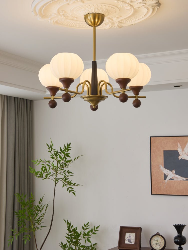 Anorionis Traditioneller Kronleuchter aus Hochwertigem Holz-Letslighting