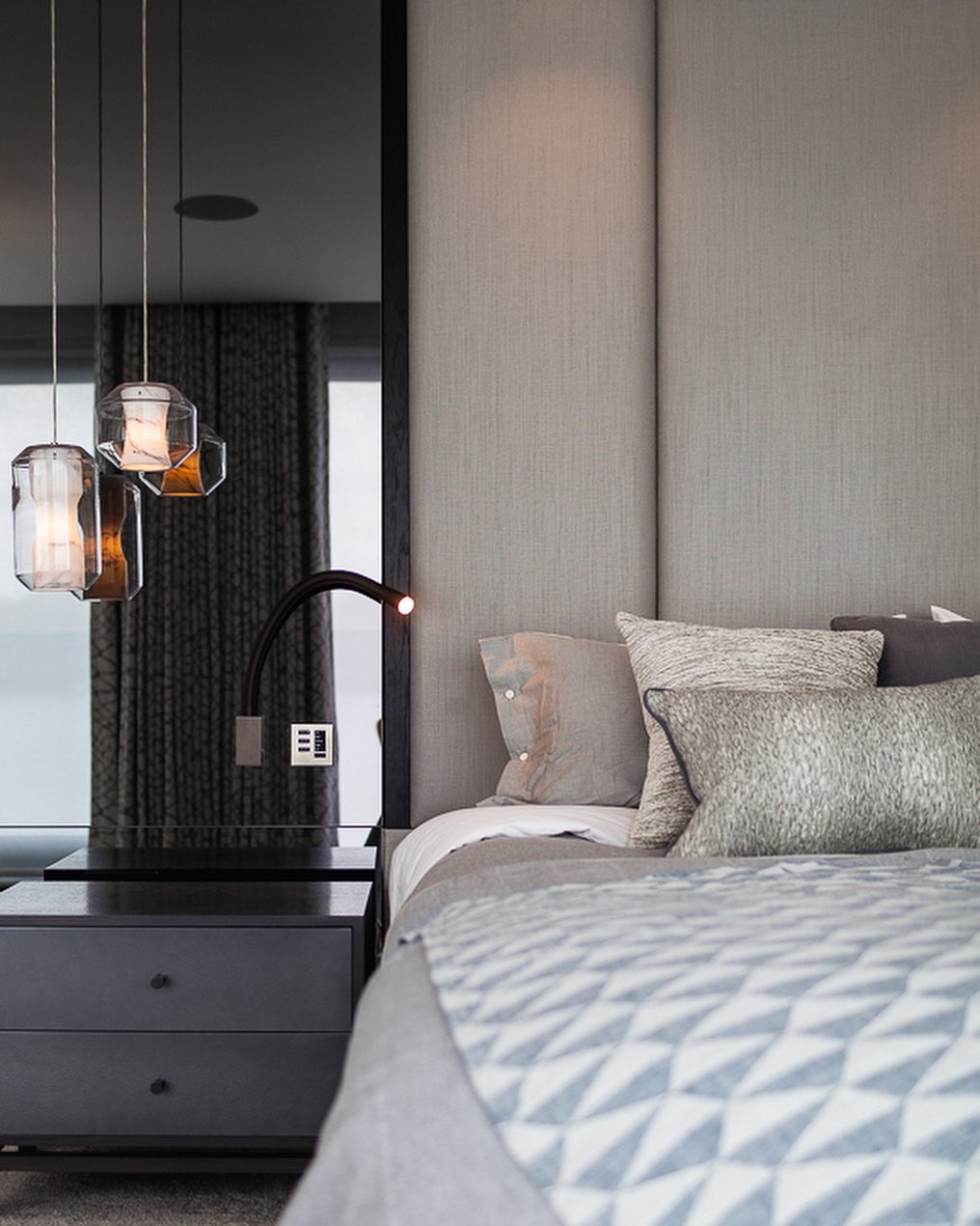 Allirila Modern Minimalist Alabaster Glass Pendant Lamp - Letslighting