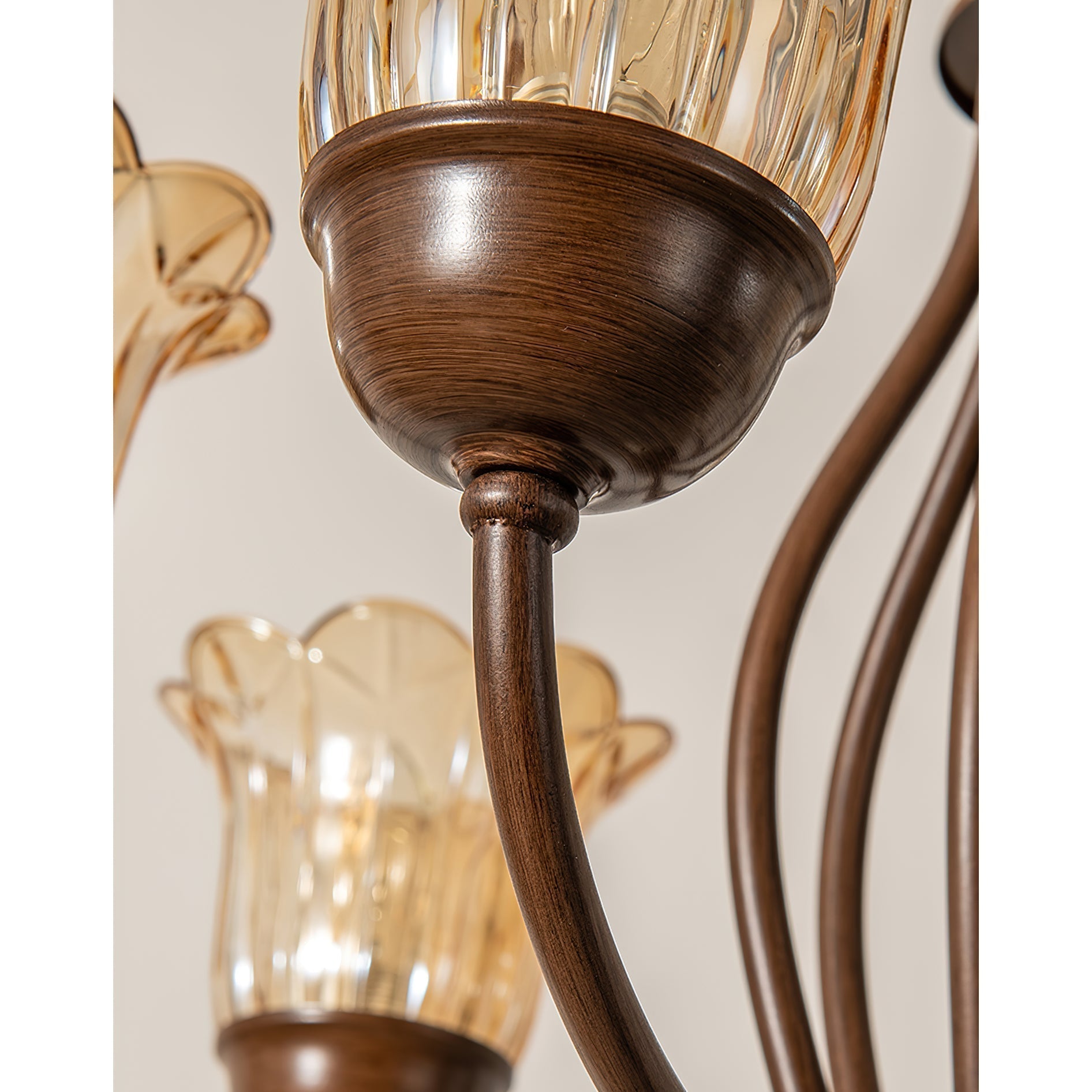 Brume Vintage Industrieller Bernstein-Glas Kronleuchter-Letslighting