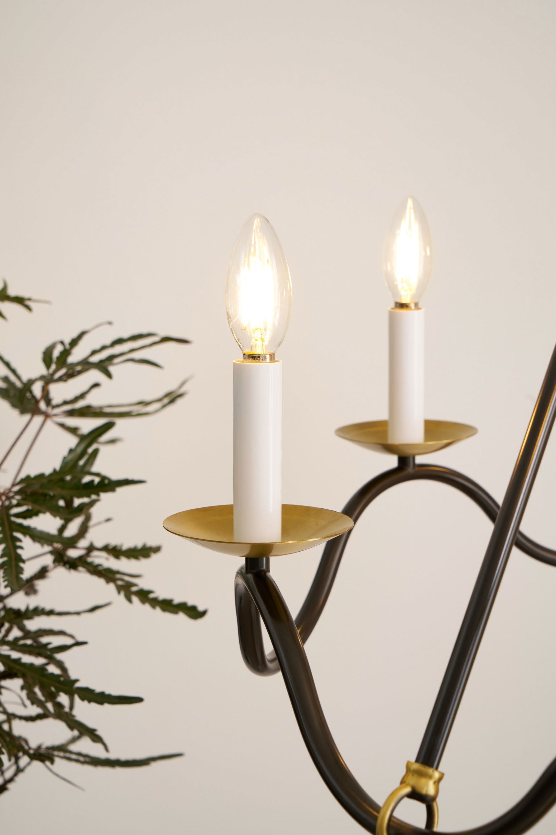 Shine Industrieller Vintage Kronleuchter aus Messing-Letslighting