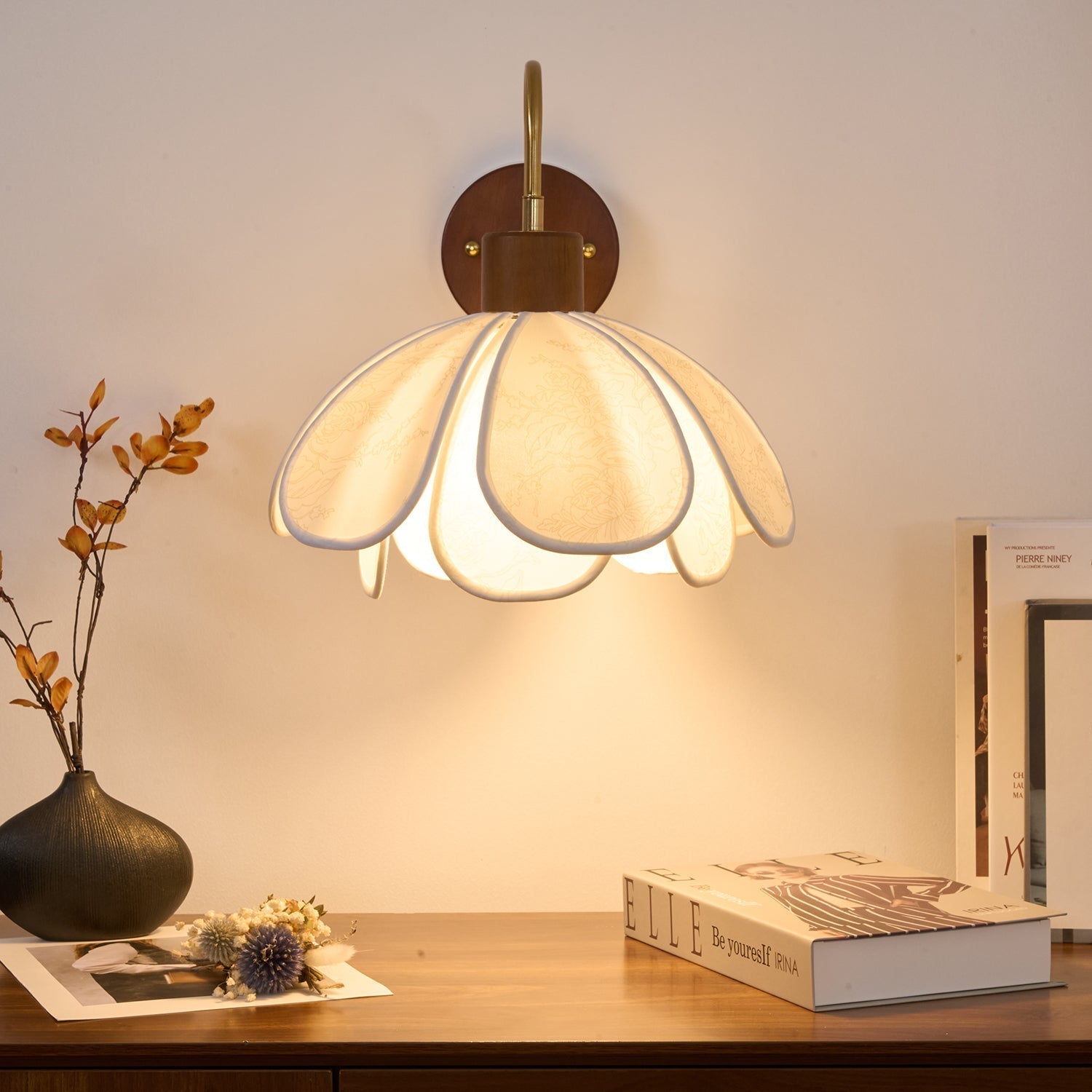 Florayne Vintage Floral Glass Wall Lamp - Letslighting