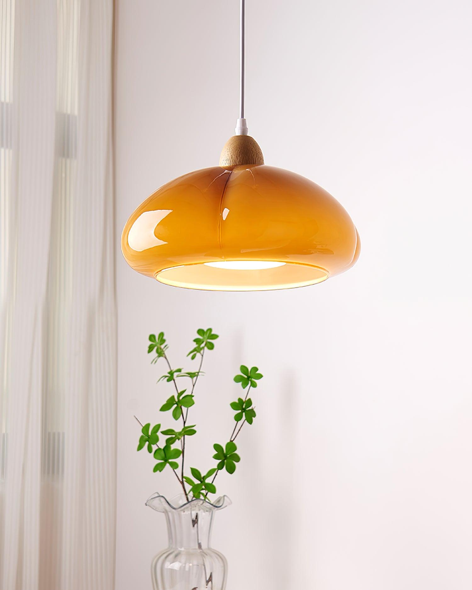 Pendelleuchte Abgerundeter Glasschirm Holzakzent Verspielt Modern-Letslighting