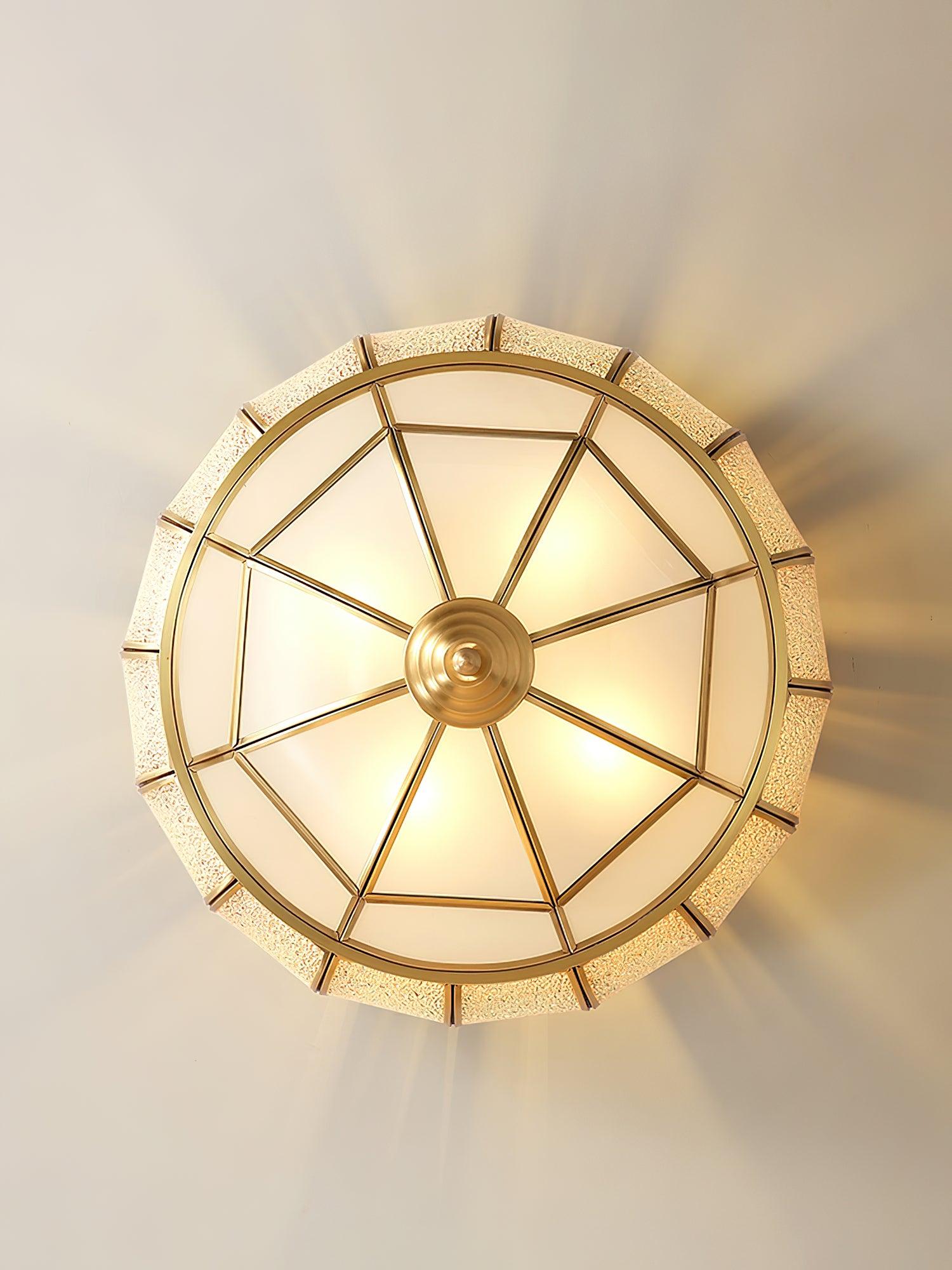 Ulrinara Postmoderne Luxus-Deckenleuchte "Drum" in Messing und Glas-Letslighting