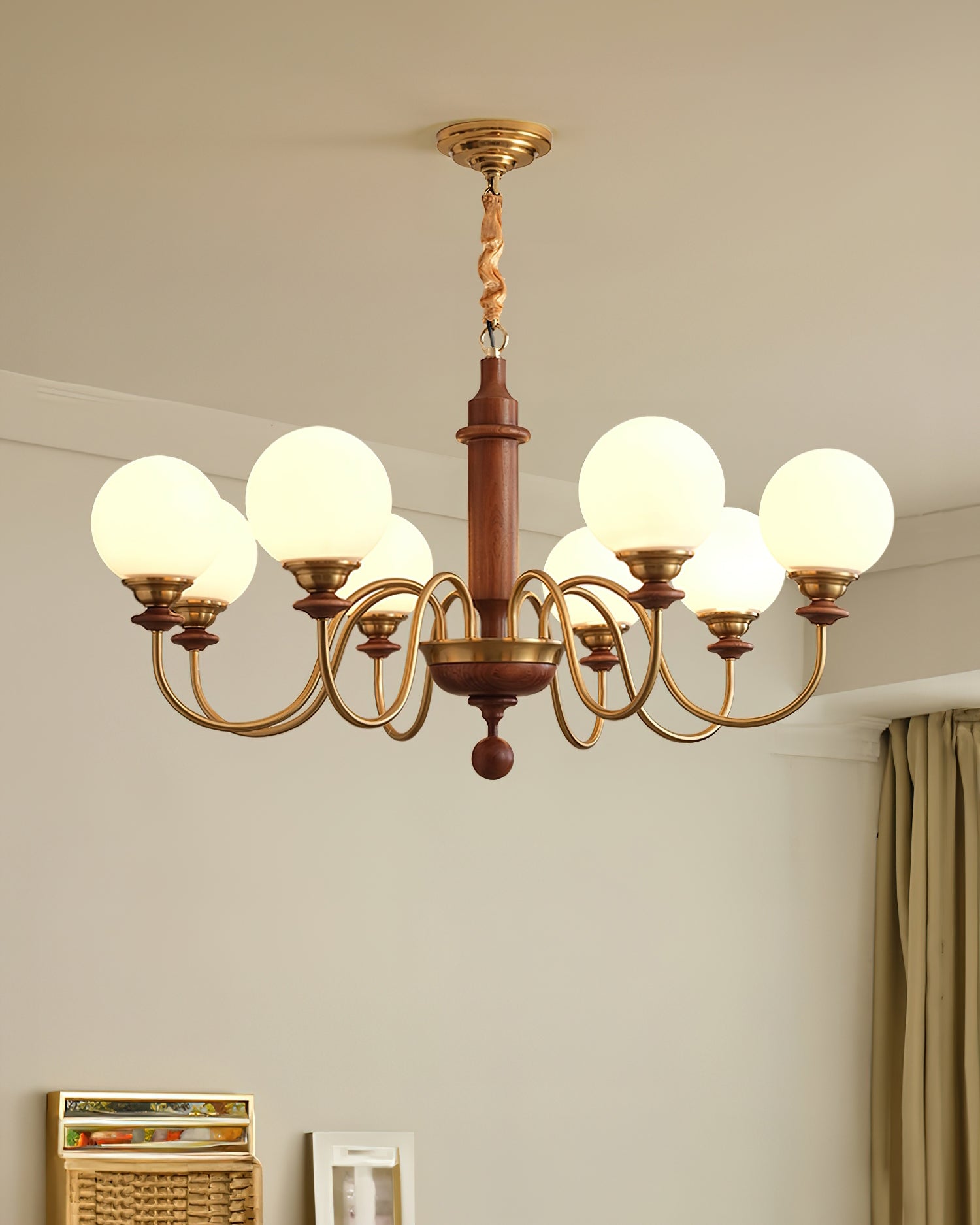 Nyvinia Vintage Kronleuchter aus Messing und Glas-Letslighting